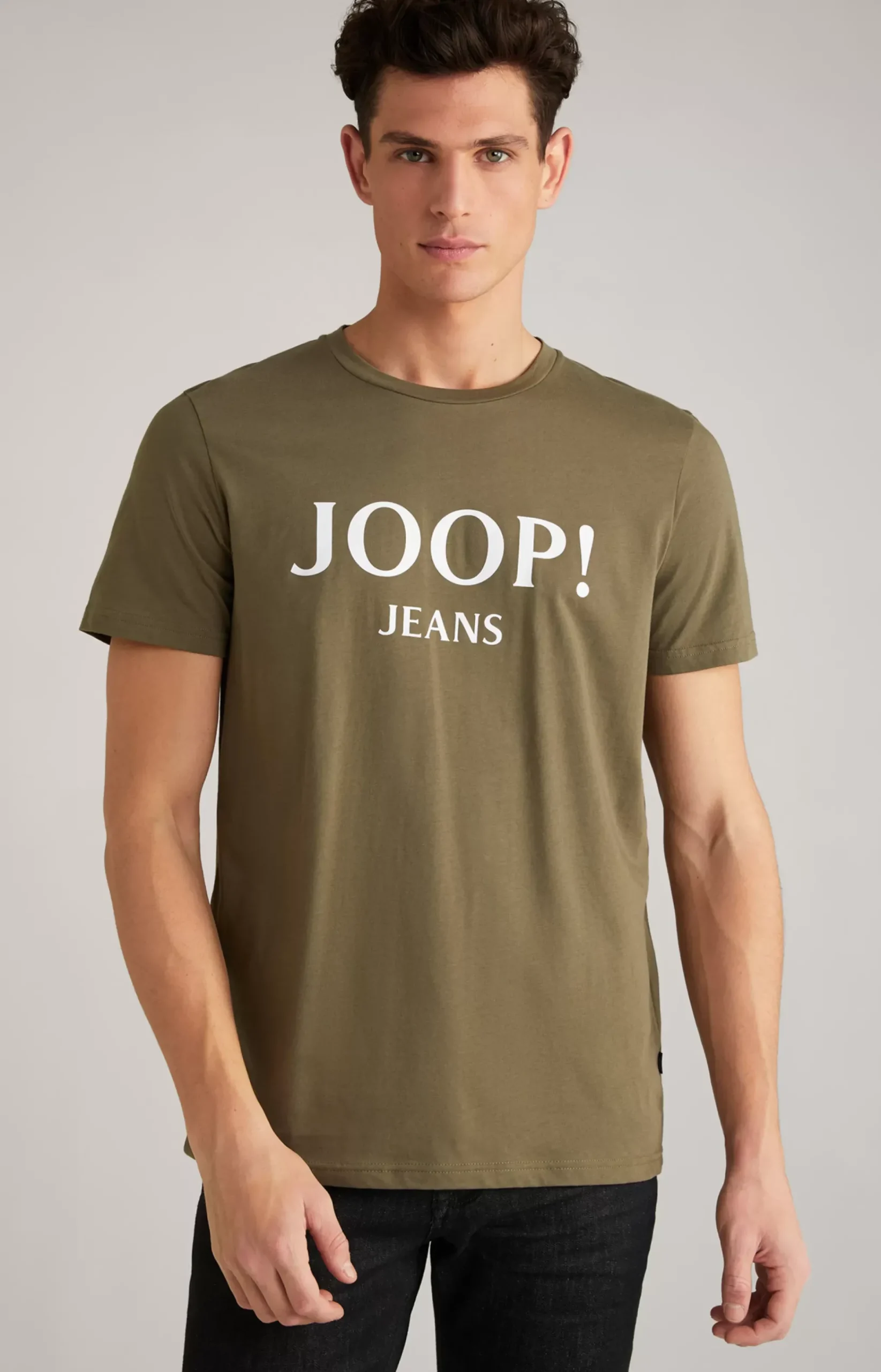 Alex T-shirt in Medium Green