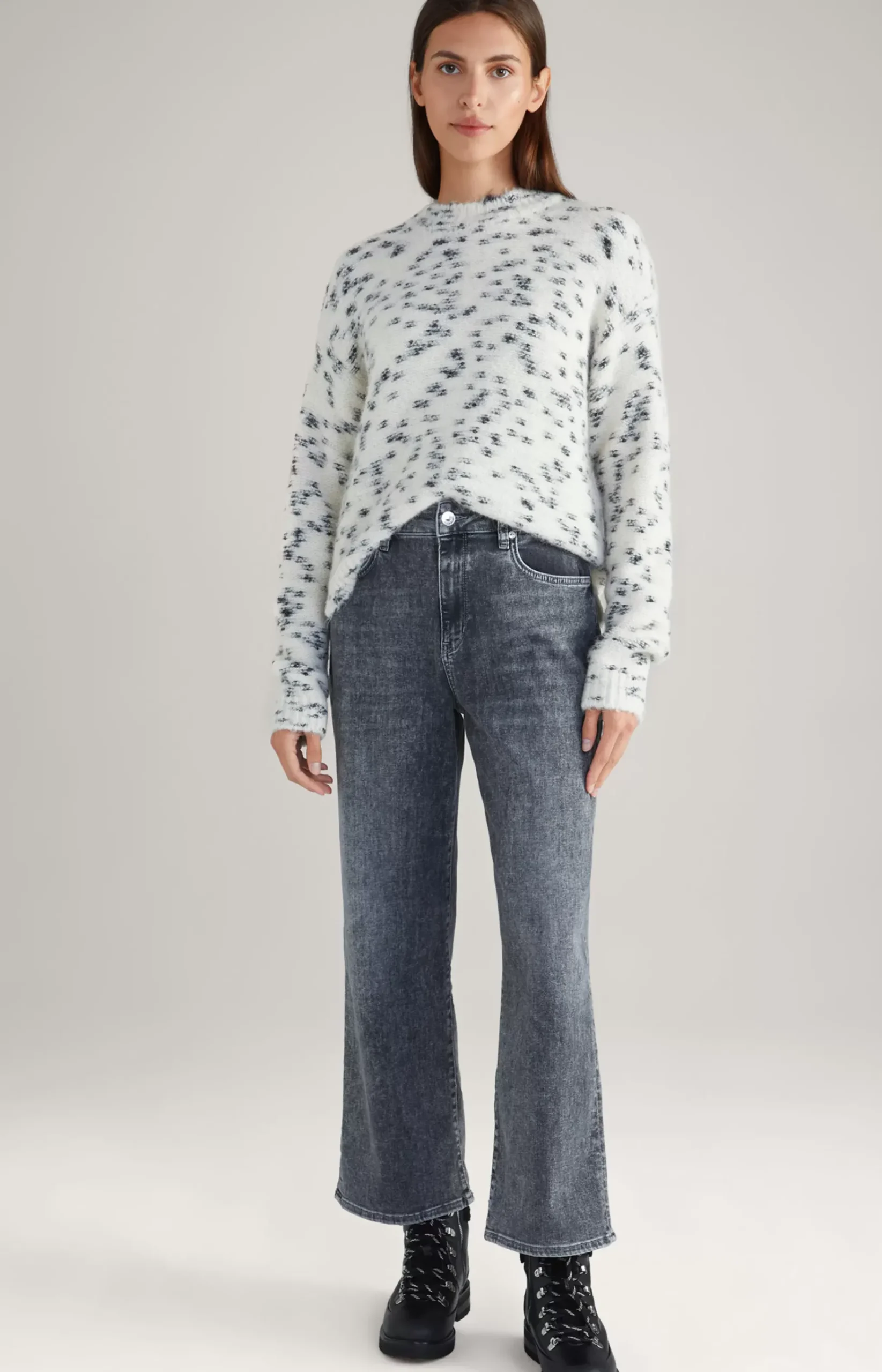 Alpaca Blend Knitted Jumper in Cream Patterned