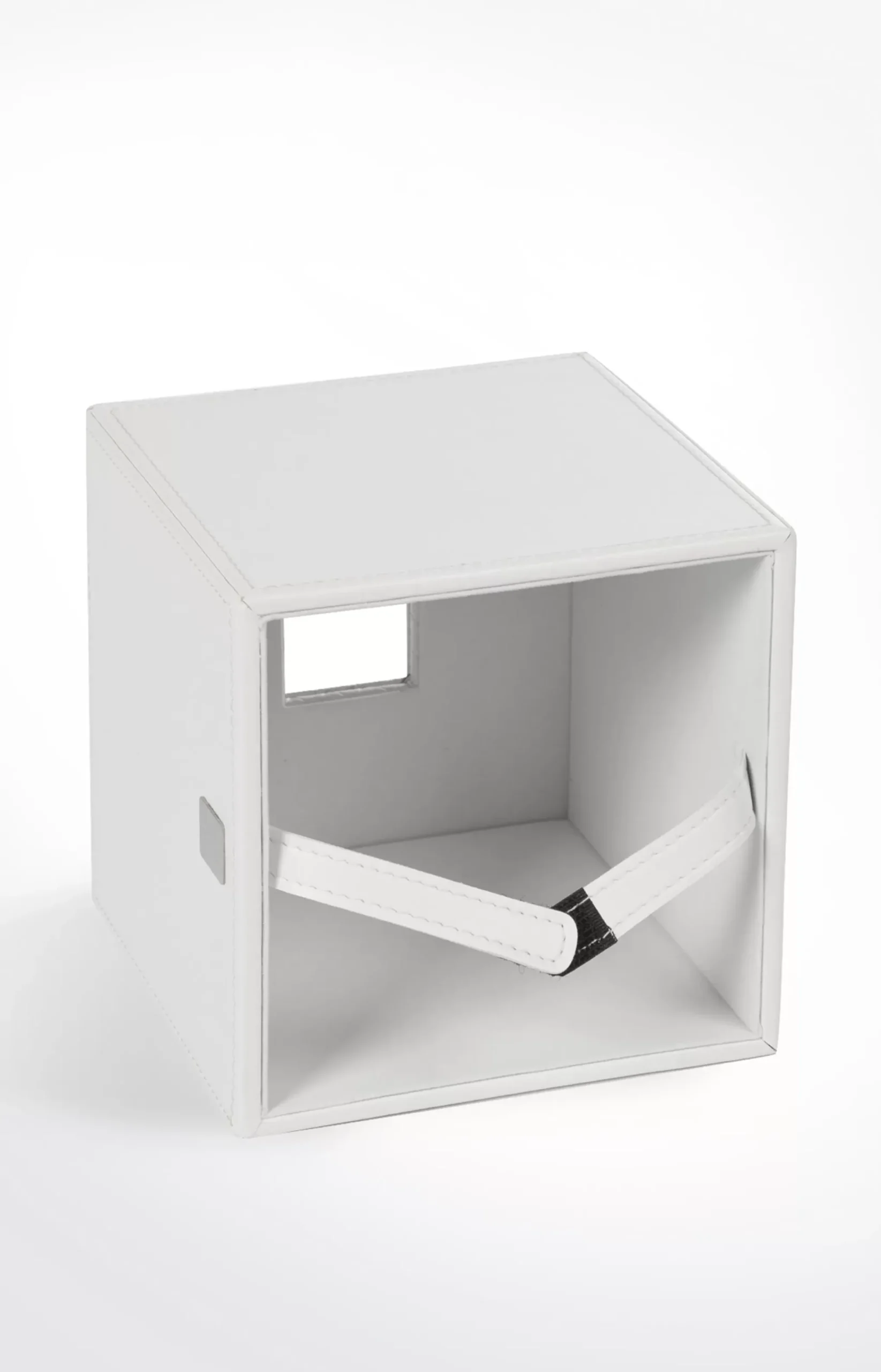Bathline tissue dispenser, white