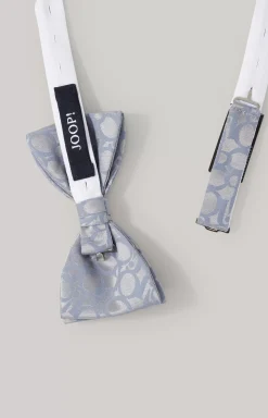 Bow tie in blue-grey