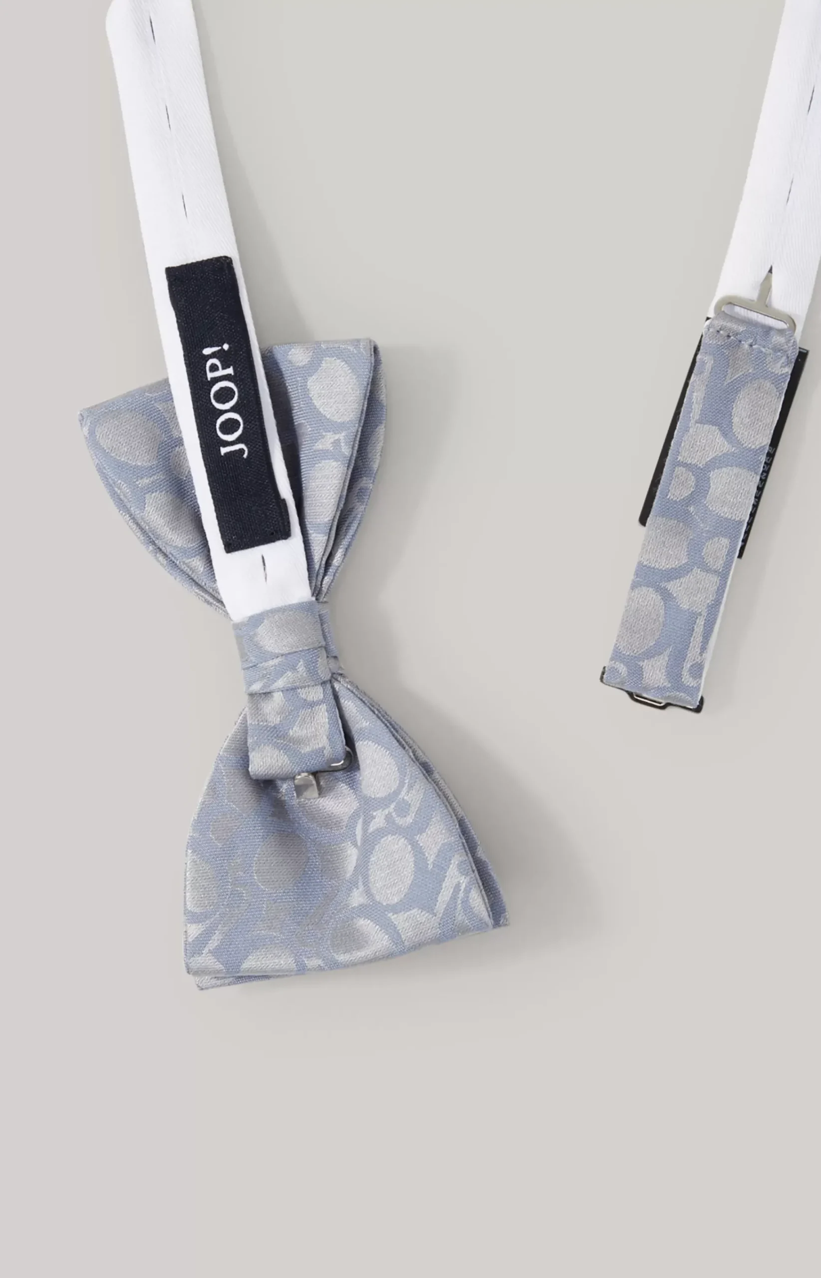 Bow tie in blue-grey