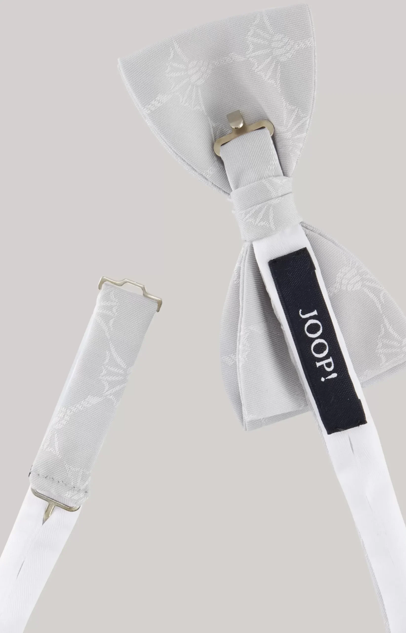 Bow tie in light grey