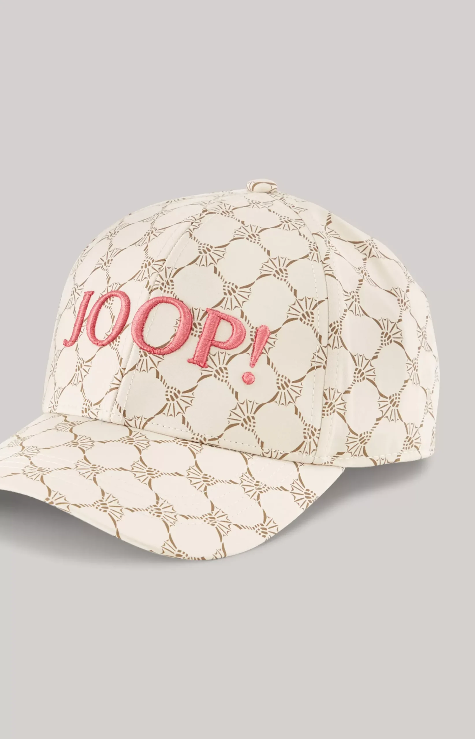 Cap in Patterned Beige