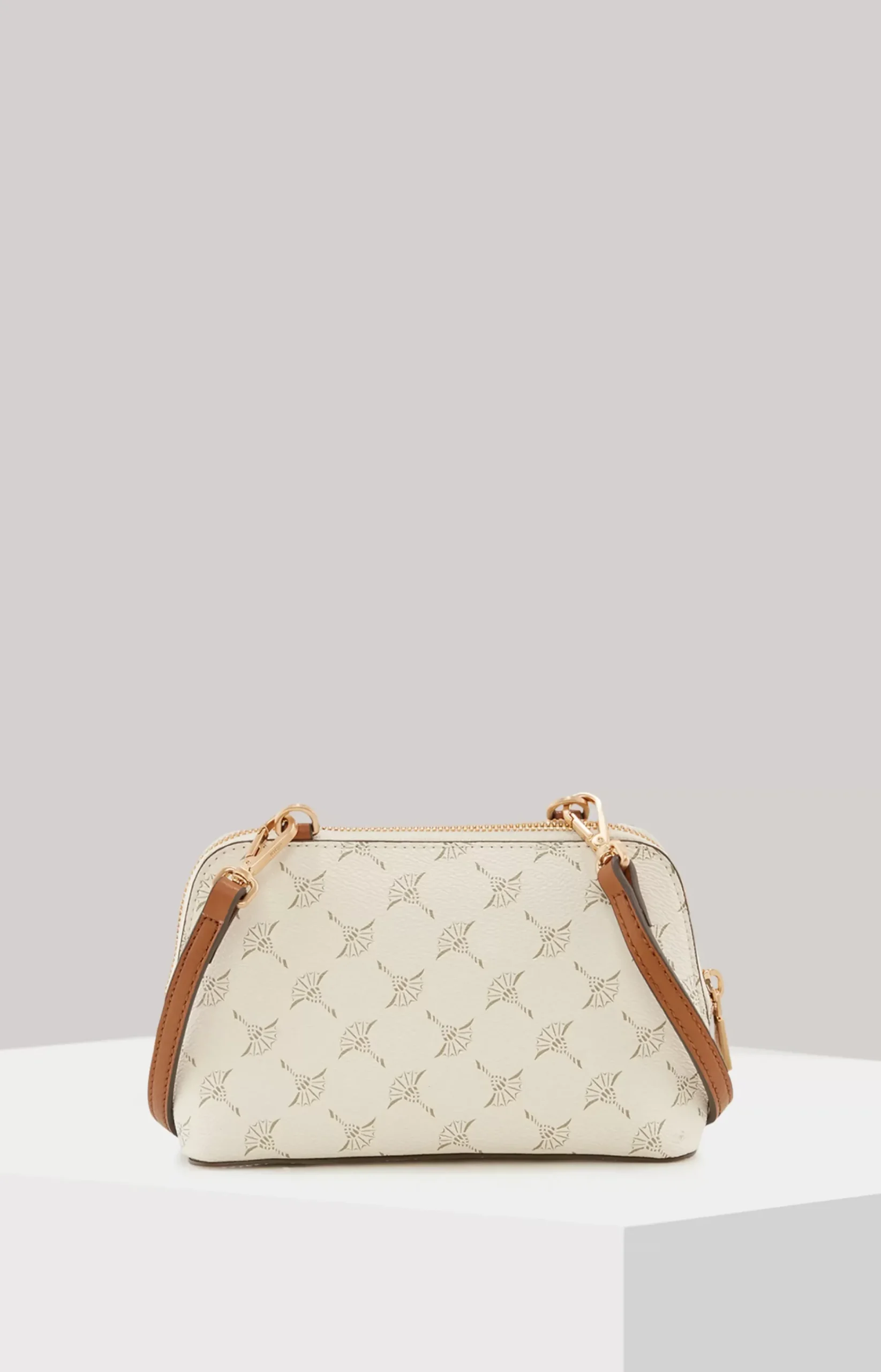 Carolina Cortina Gift Box in Off-white