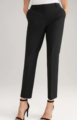 Chinos in Black