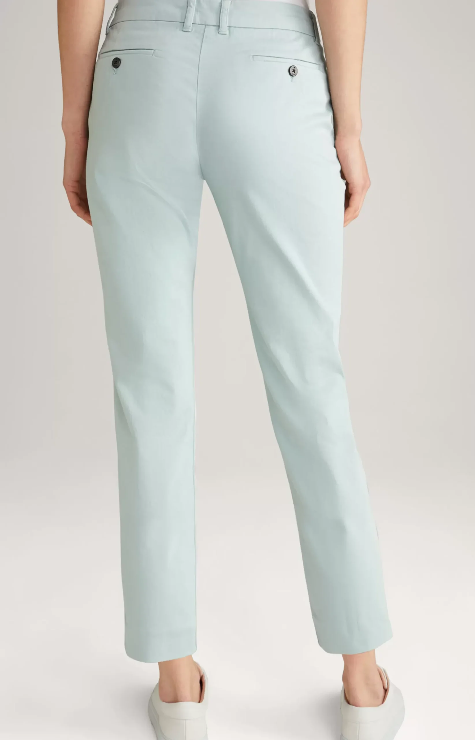 Chinos in Mint