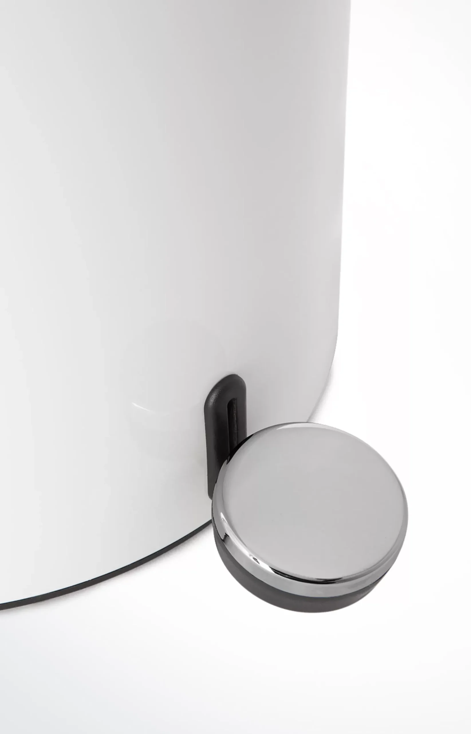 Chromeline storage bin, white