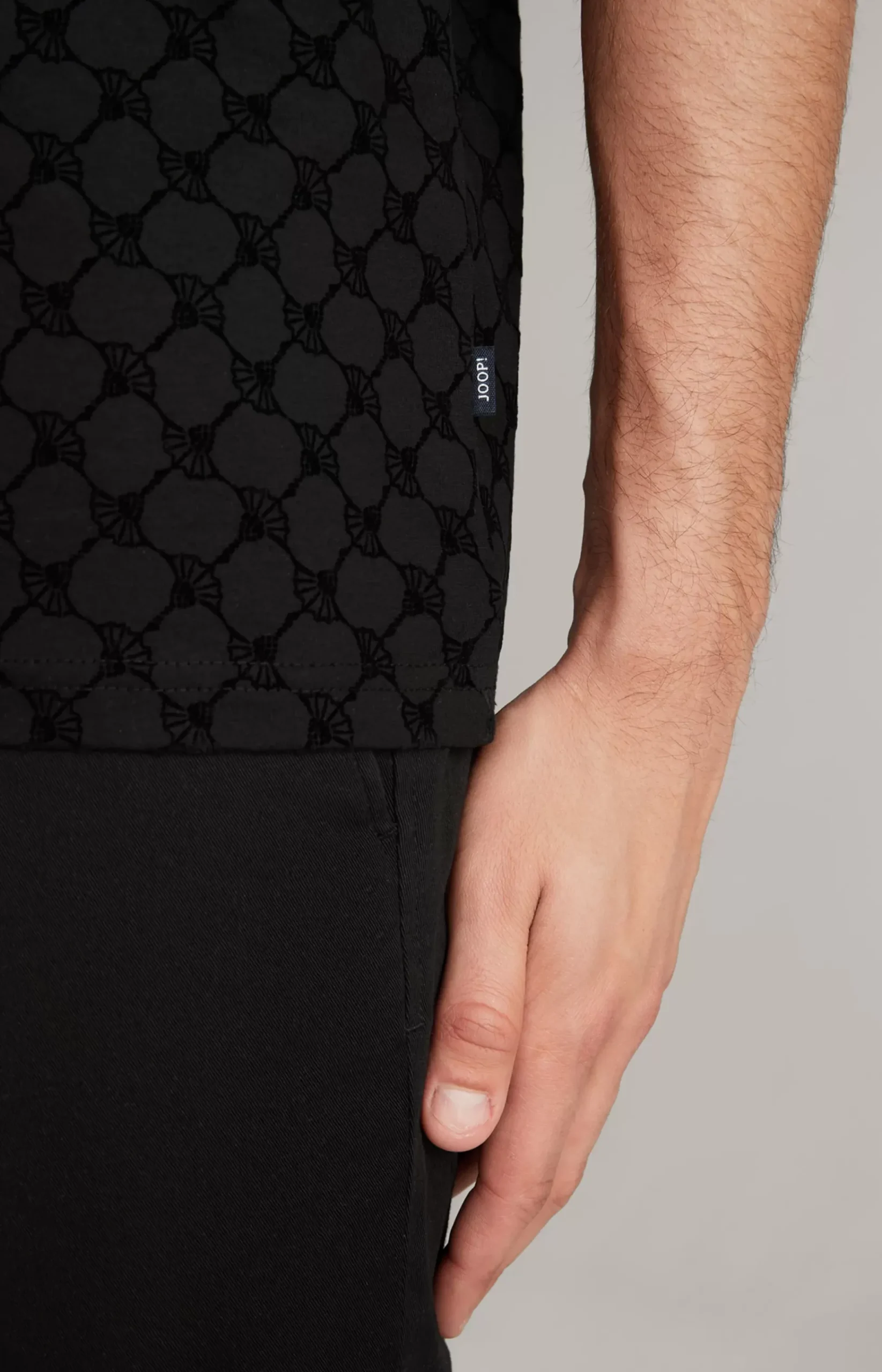 Cornflower Batista T-Shirt in Black