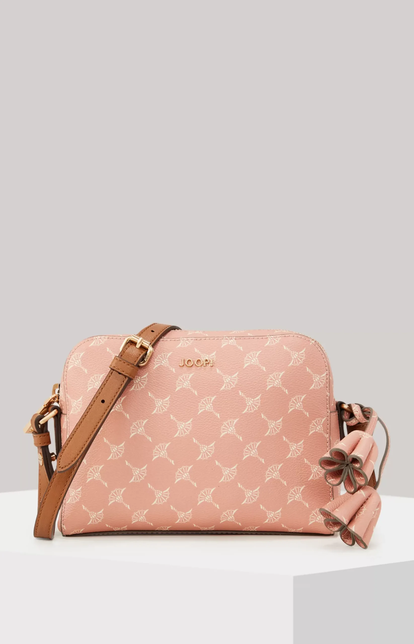 Cortina Cloe Shoulder Bag in Nude