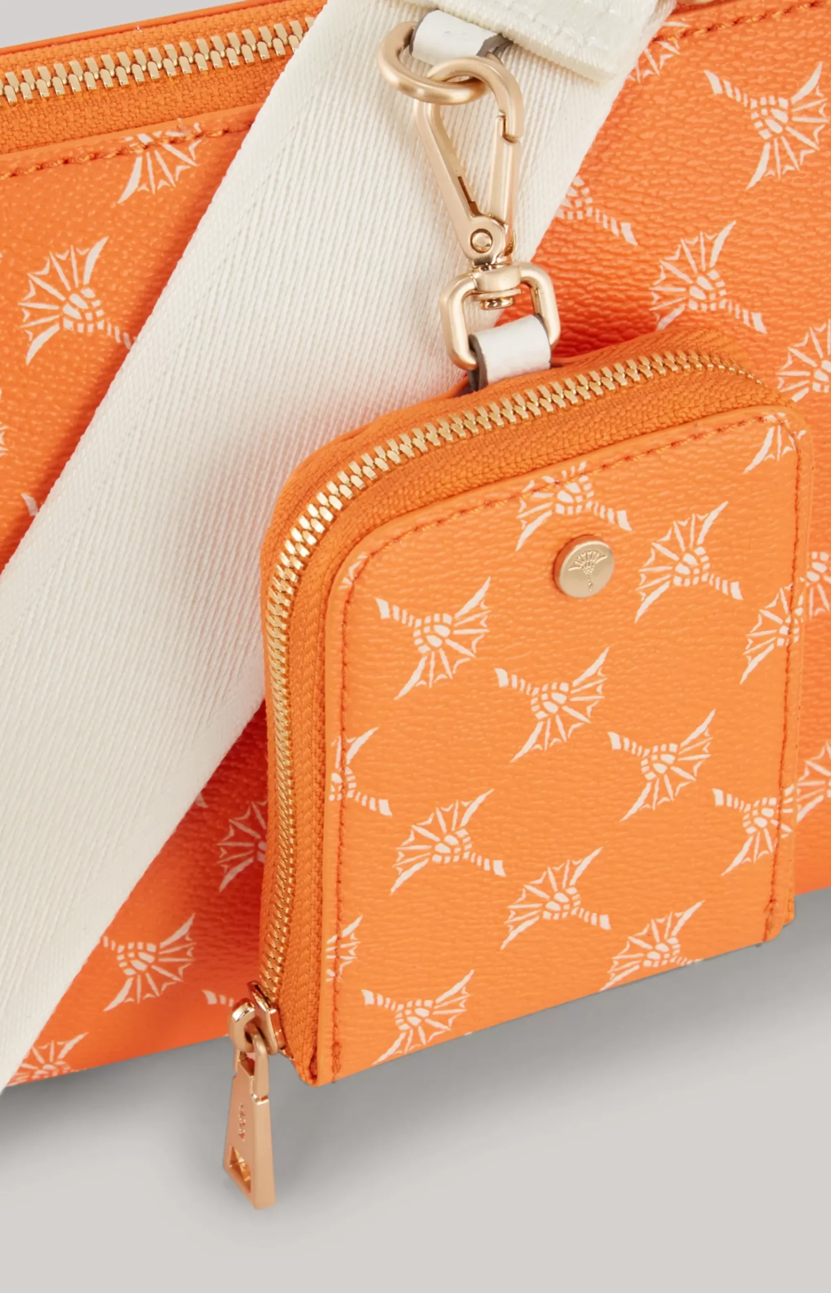Cortina Jasmina Shoulder Bag in Orange