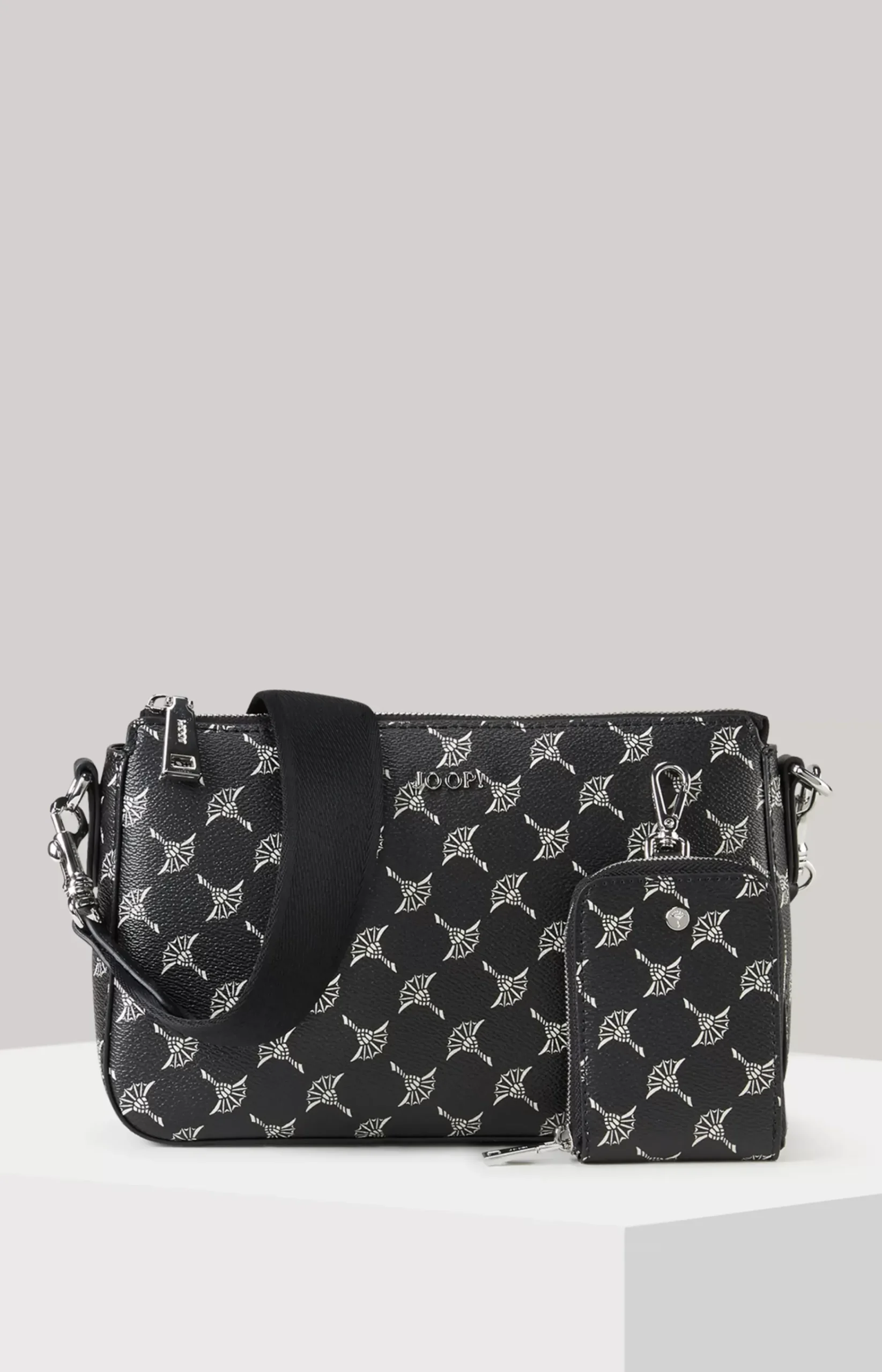 Cortina Jasmina Shoulder Bag in Black