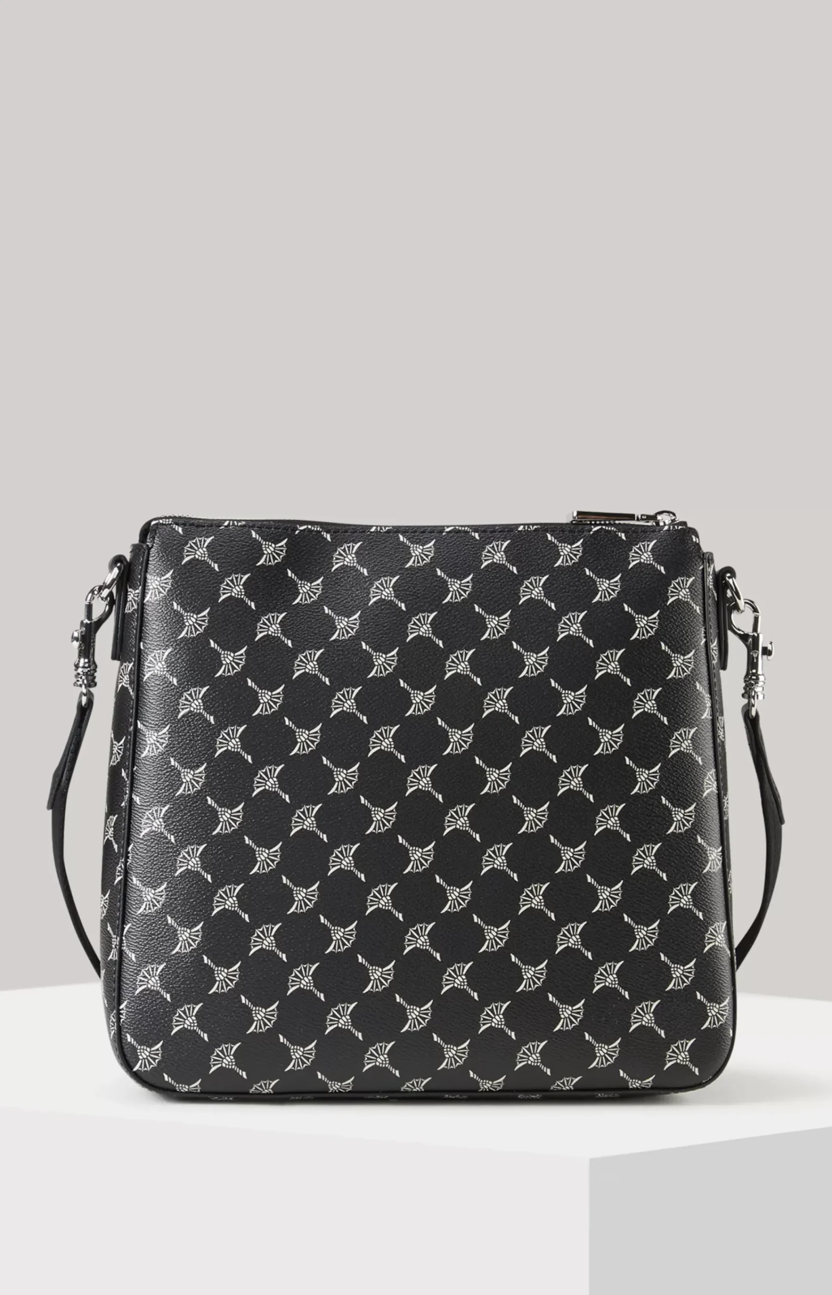 Cortina Jasmina Shoulder Bag in Black
