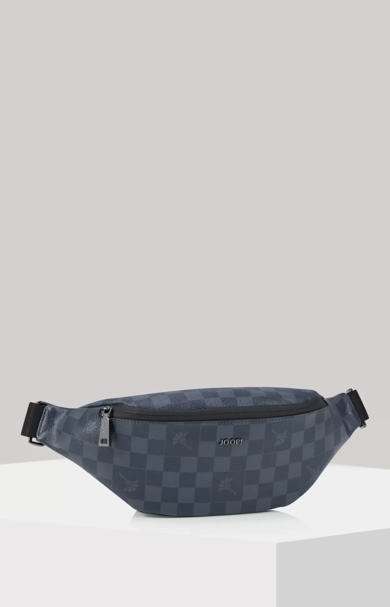 Cortina Piazza Leo Belt Bag in Dark Blue