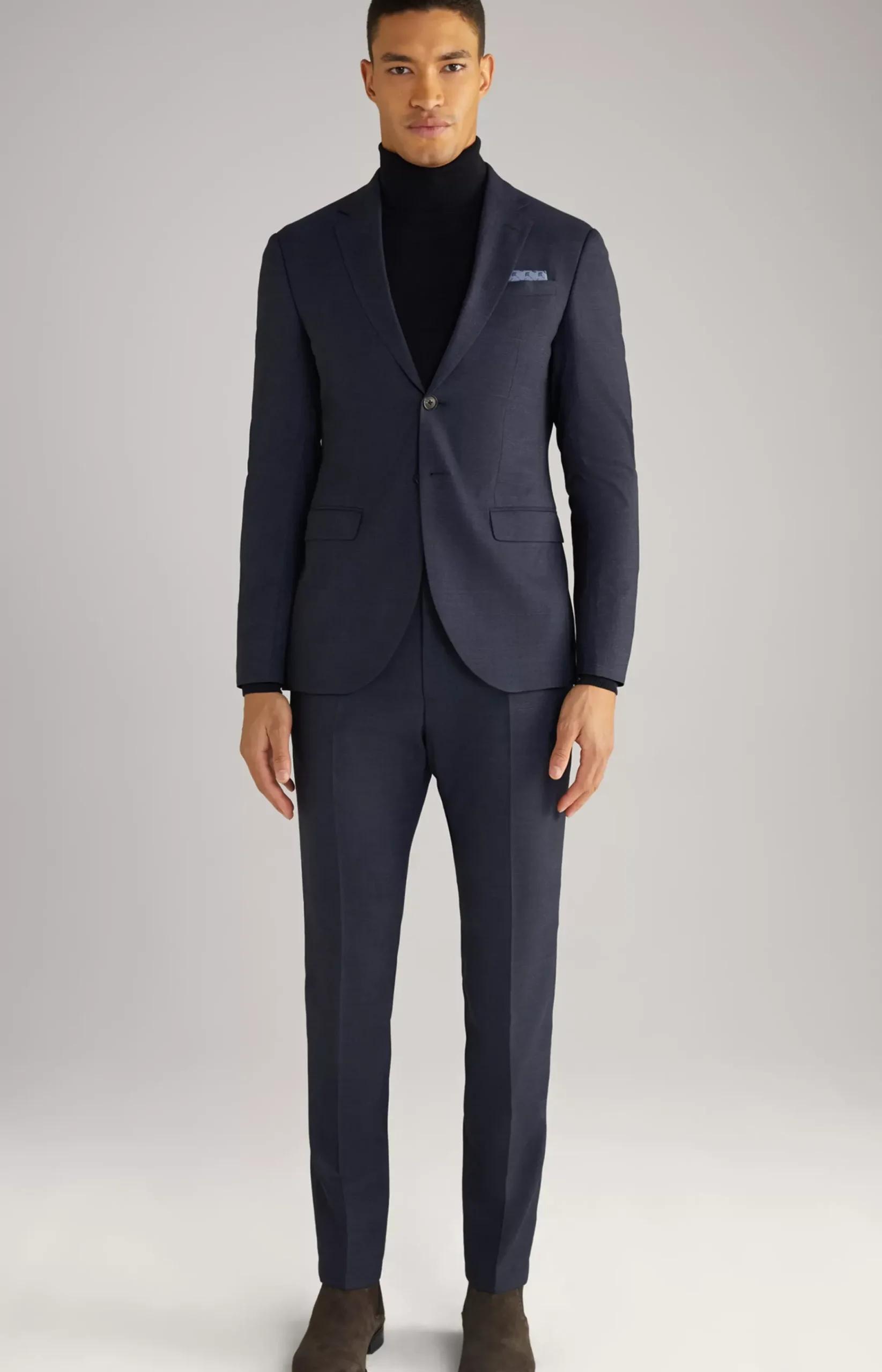 Damon-Gun Suit in Dark Blue Check