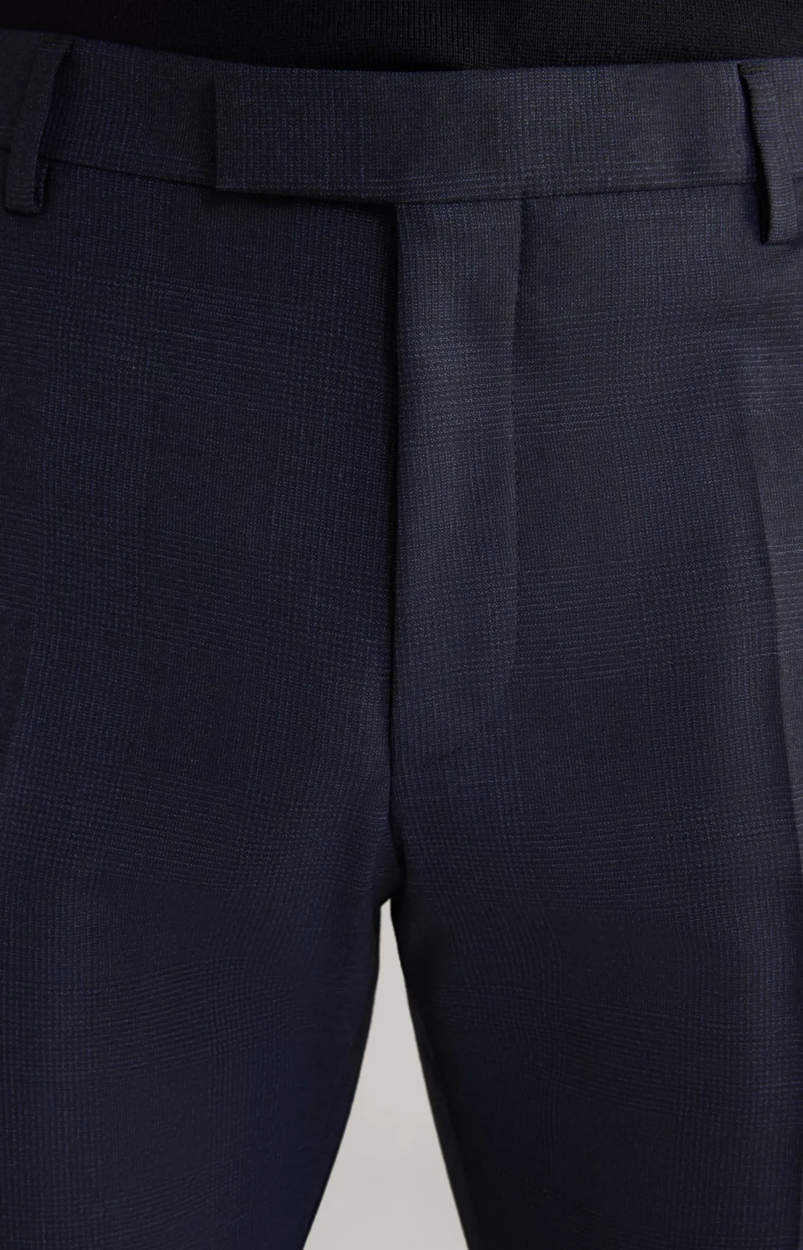 Damon-Gun Suit in Dark Blue Check