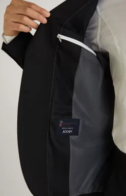 Damon-Gun Travel Suit in Black