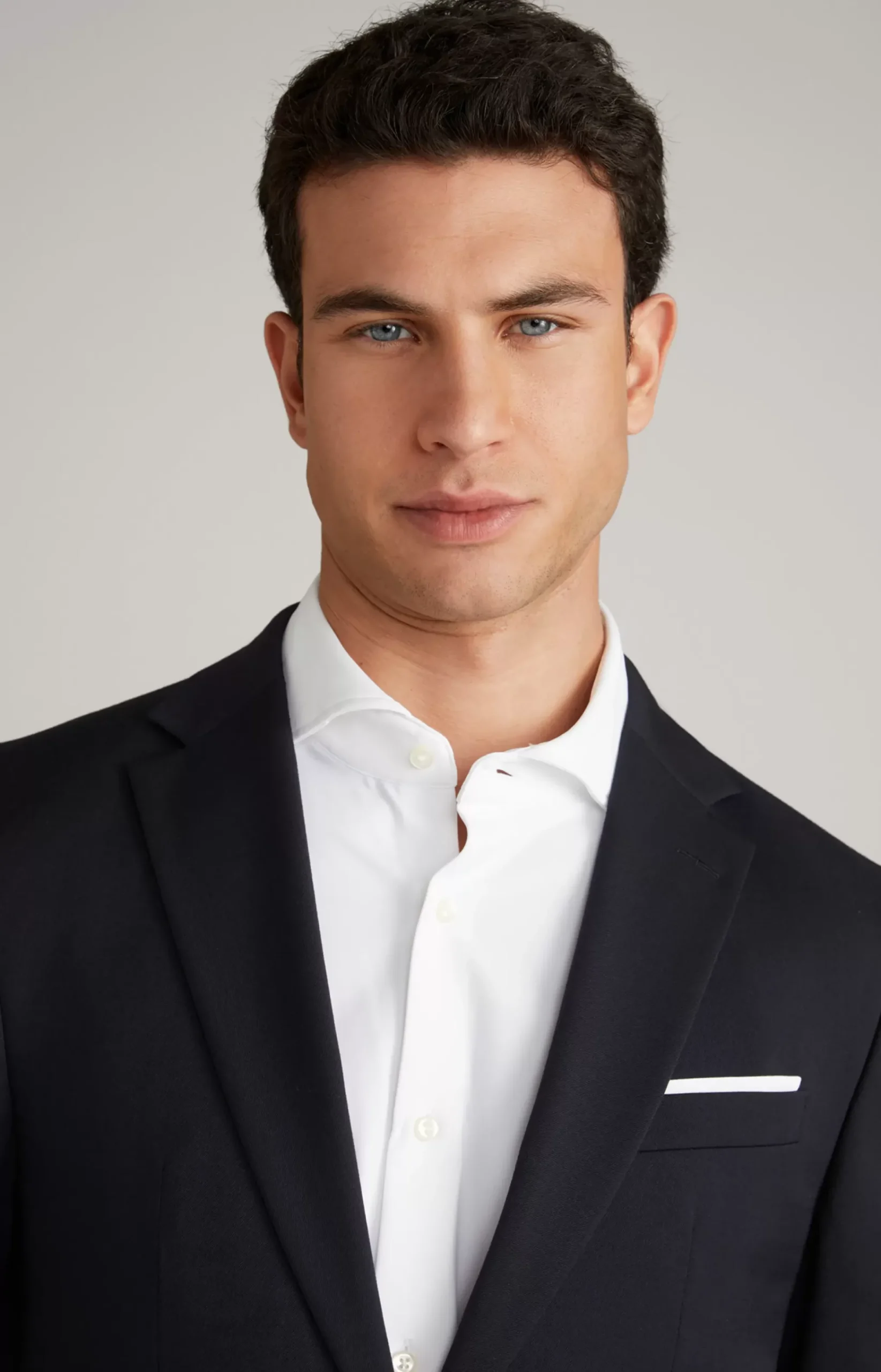 Damon-Gun Travel Suit in Dark Blue