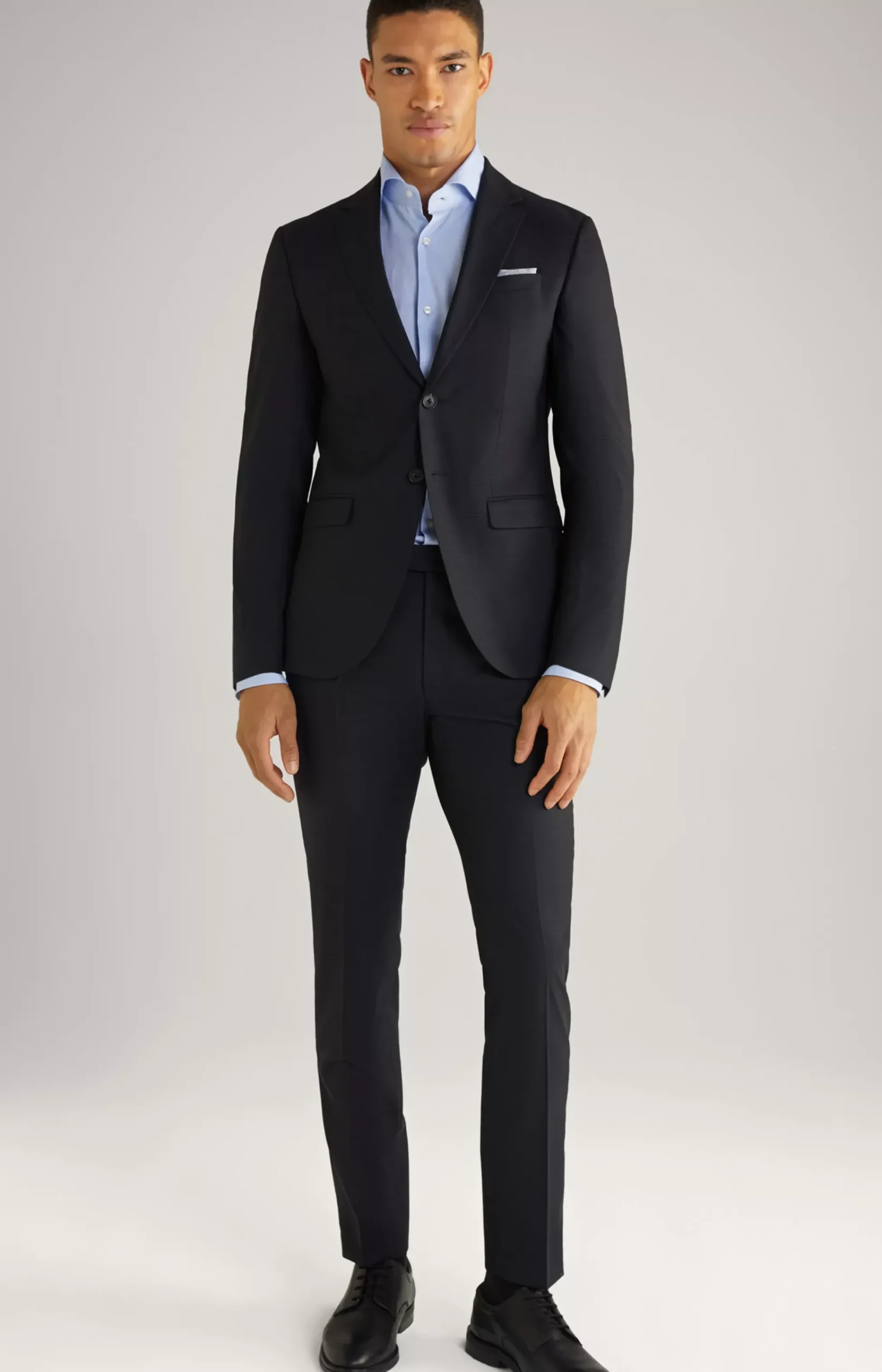 Damon-Gun Virgin Wool Suit in Navy Check