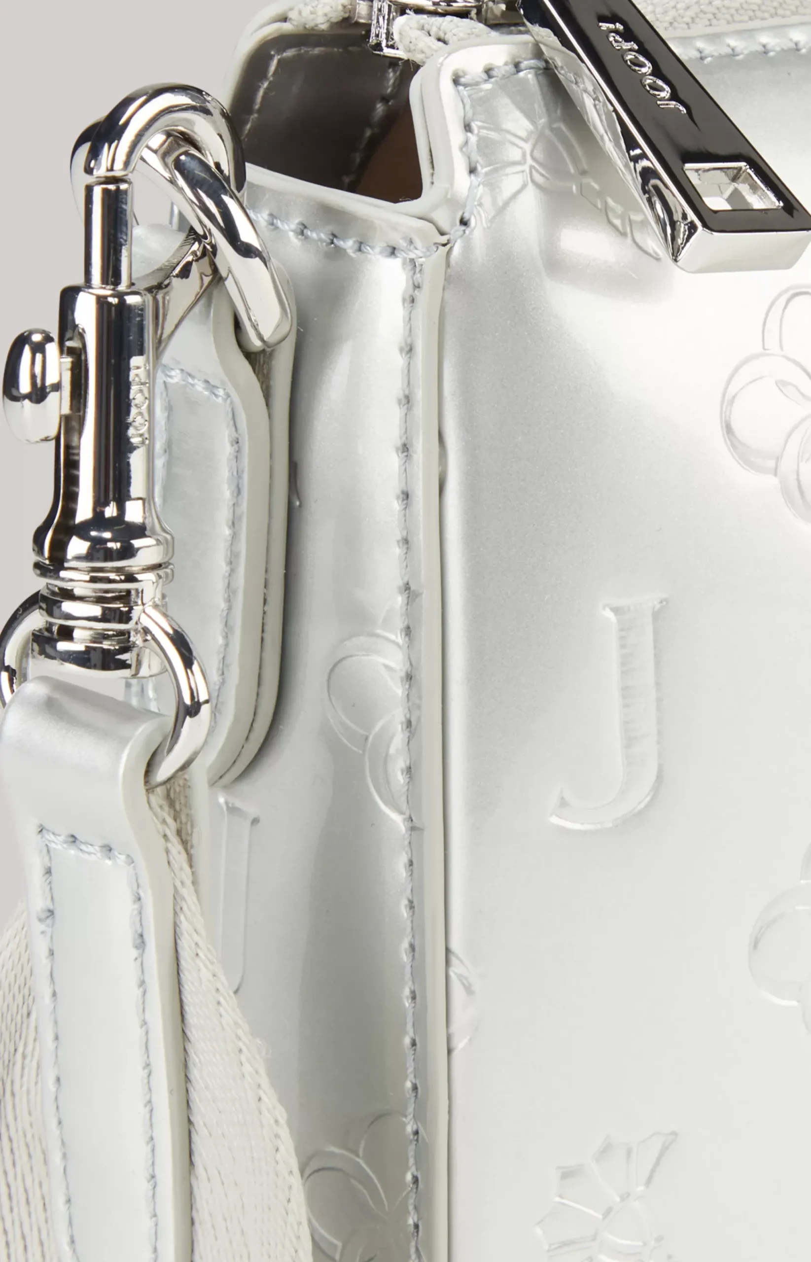 Decoro Lucente Jasmina Shoulder Bag in Silver