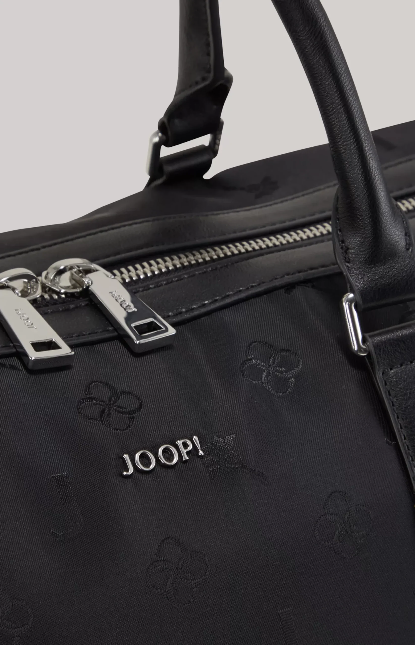 Decoro Tessuto Aurora Weekender in Black