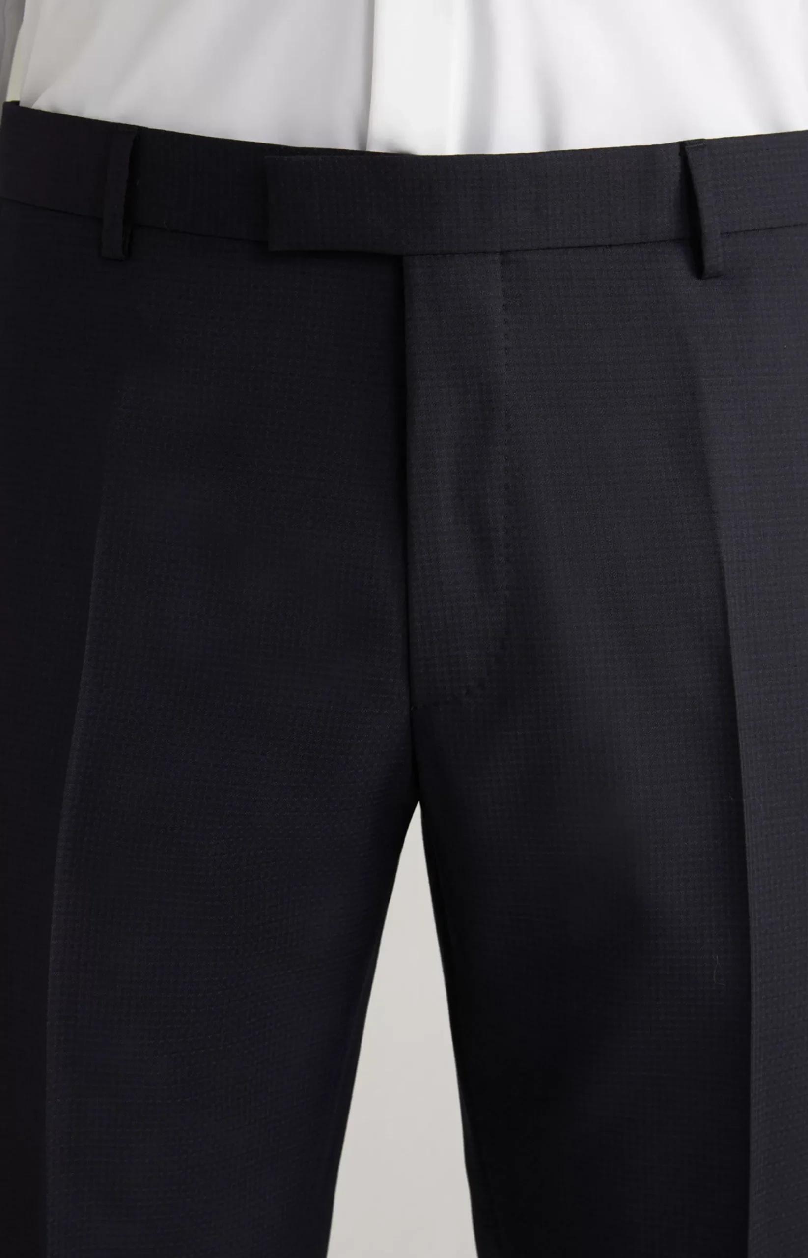 Finch-Brad Virgin Wool Suit in Dark Blue