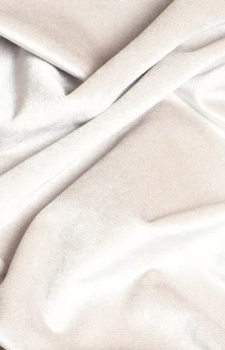 Finished curtain show in beige