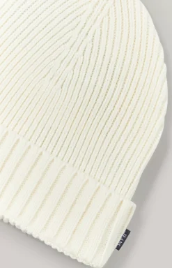 Francis Knitted Beanie in Off-white