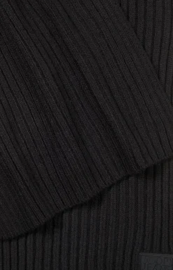 Francis Knitted Scarf in Black