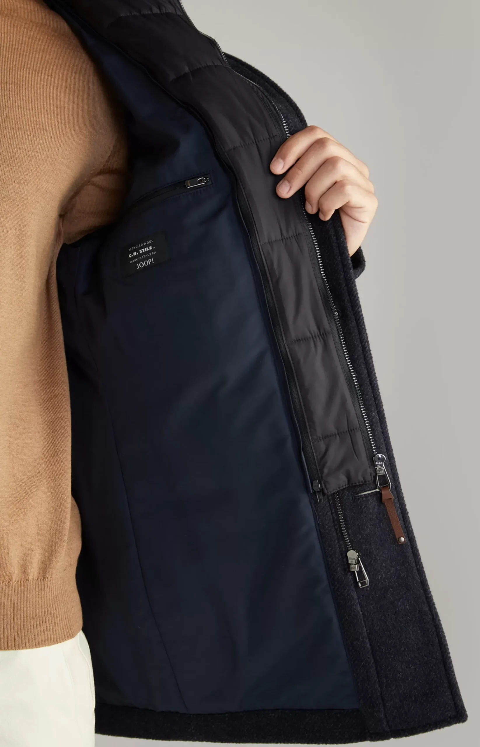 Gary Coat in Mottled Navy