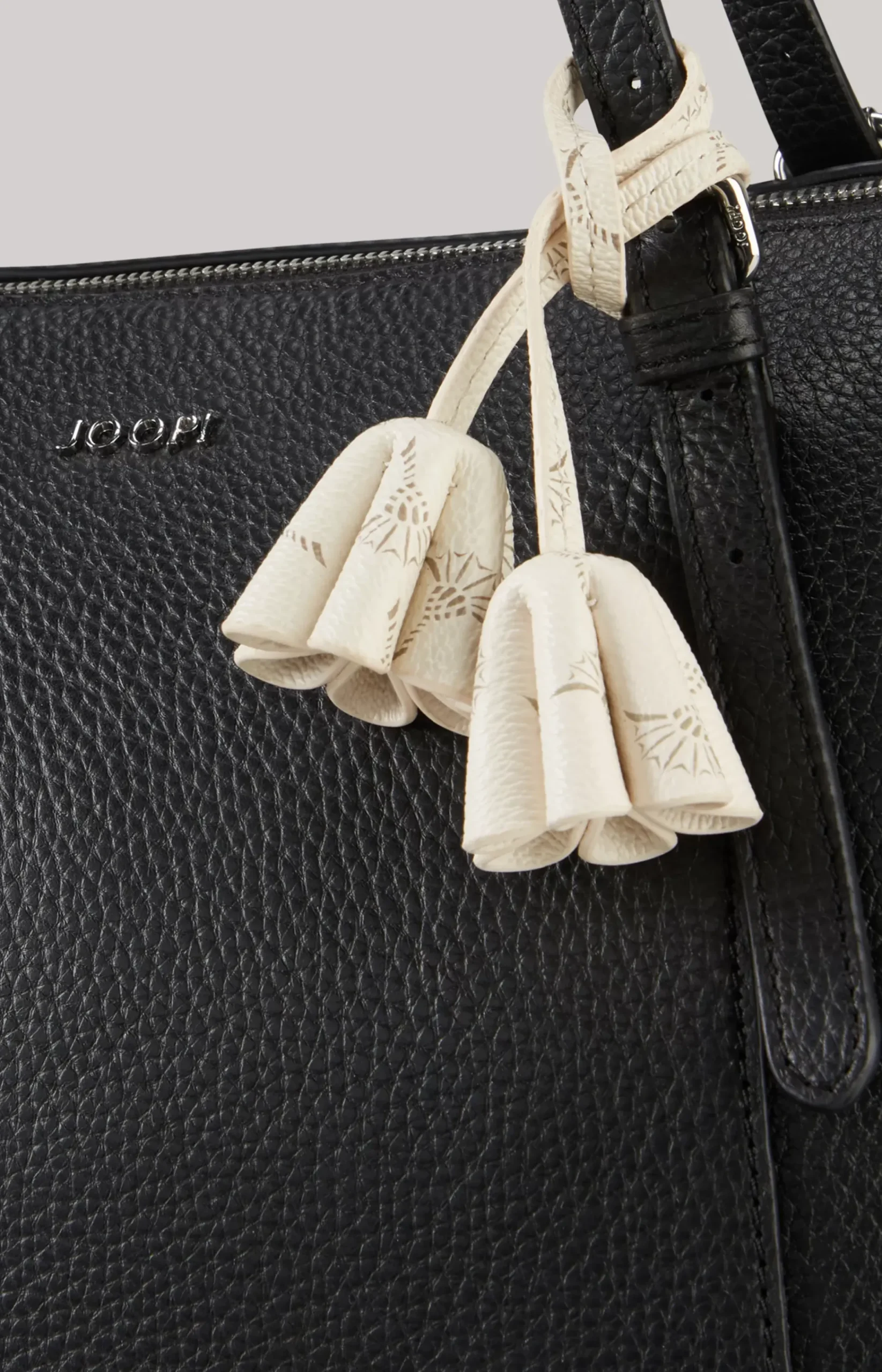 Giada Helena Shopper in Black