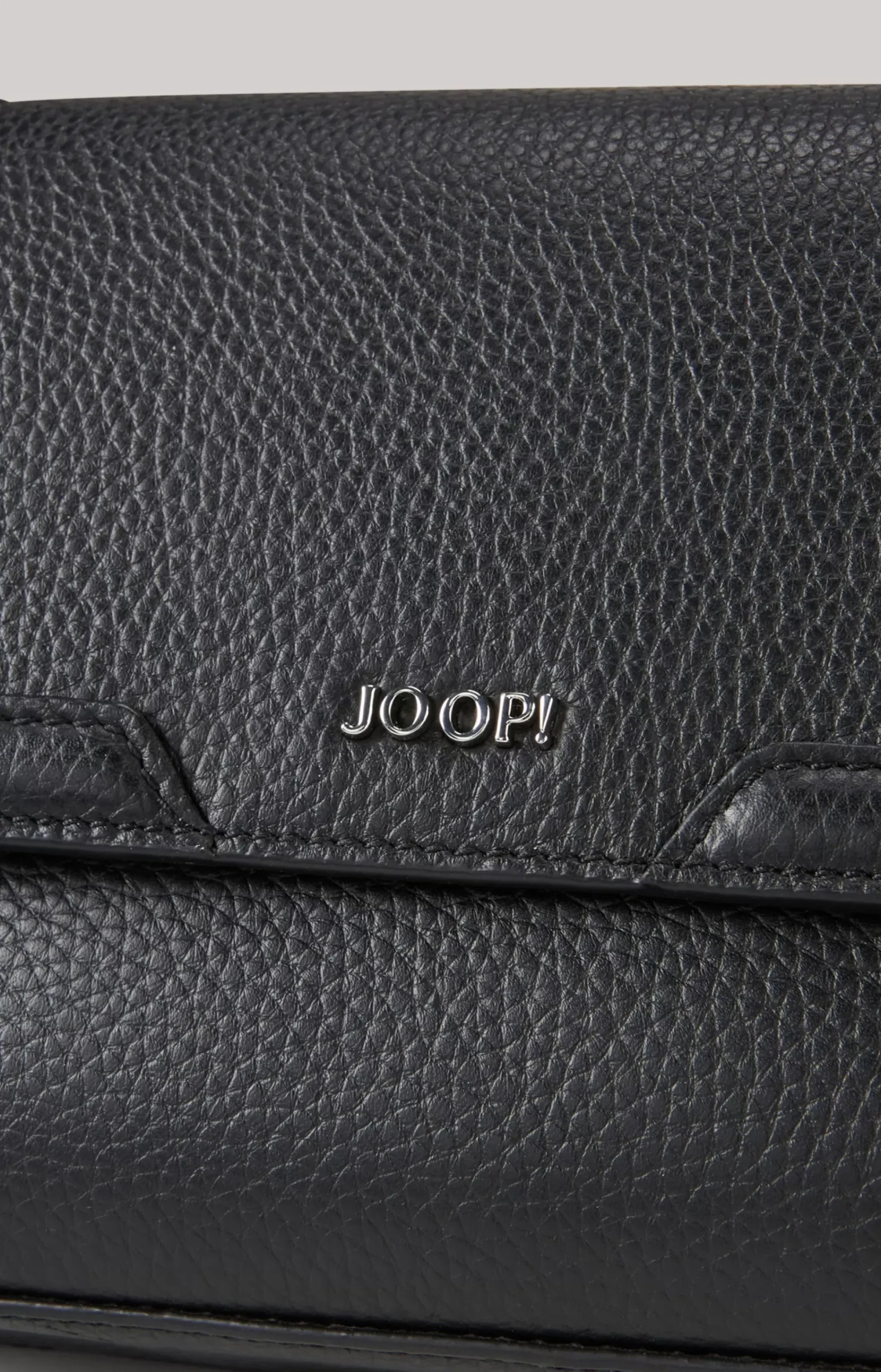 Giada Lorena Shoulder Bag in Black