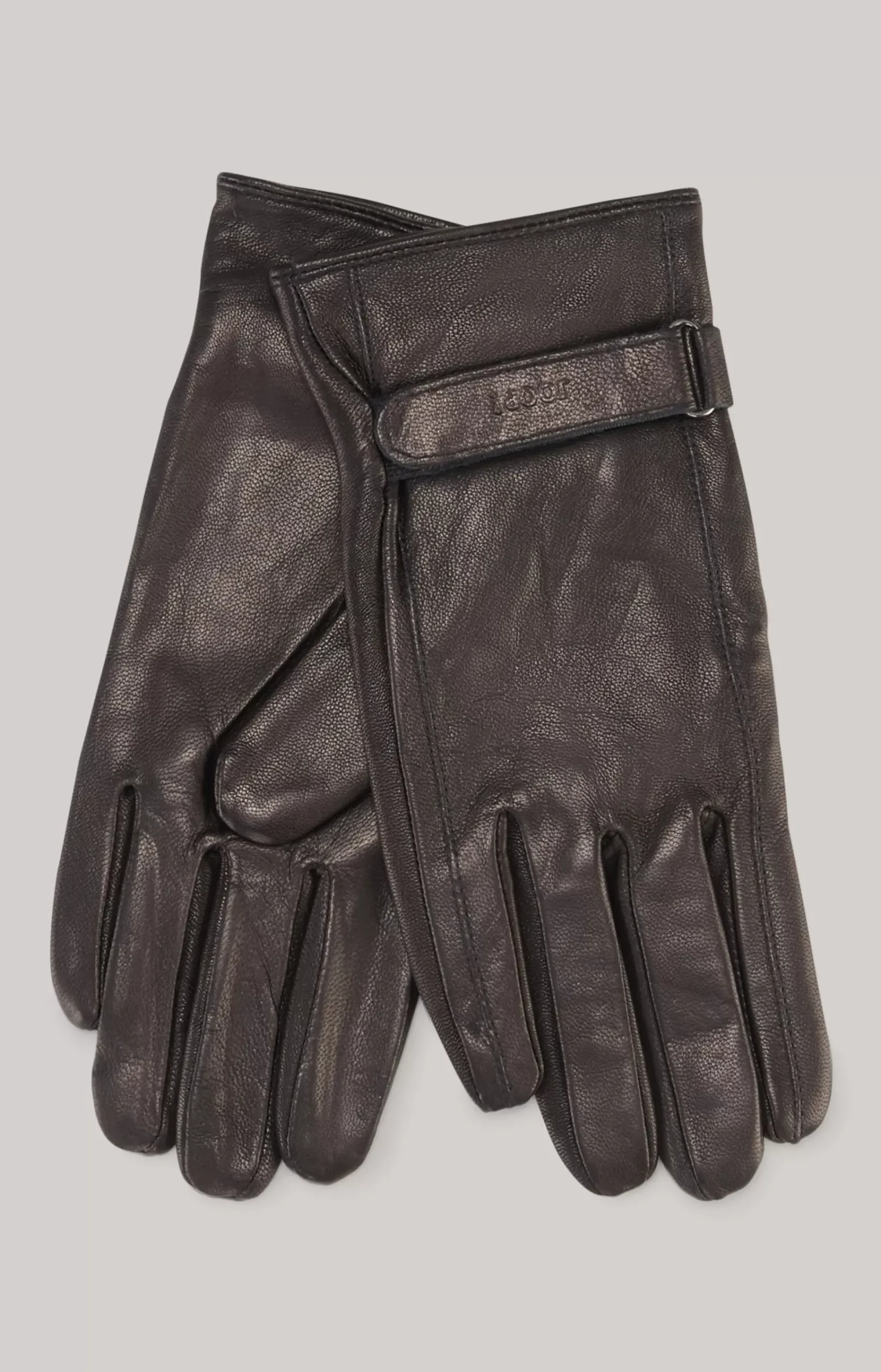 Gloves in Black