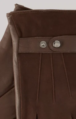 Gloves in Dark Brown