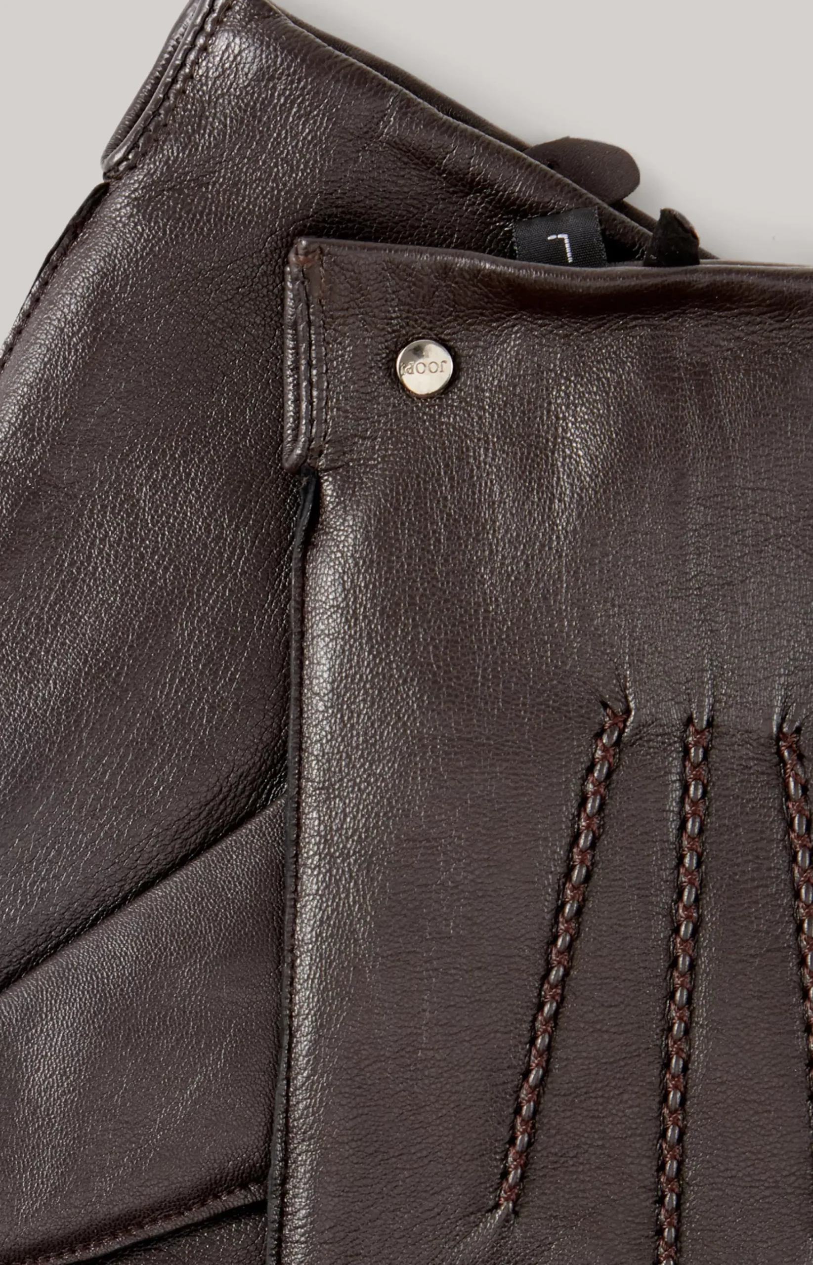 Gloves in Dark Brown
