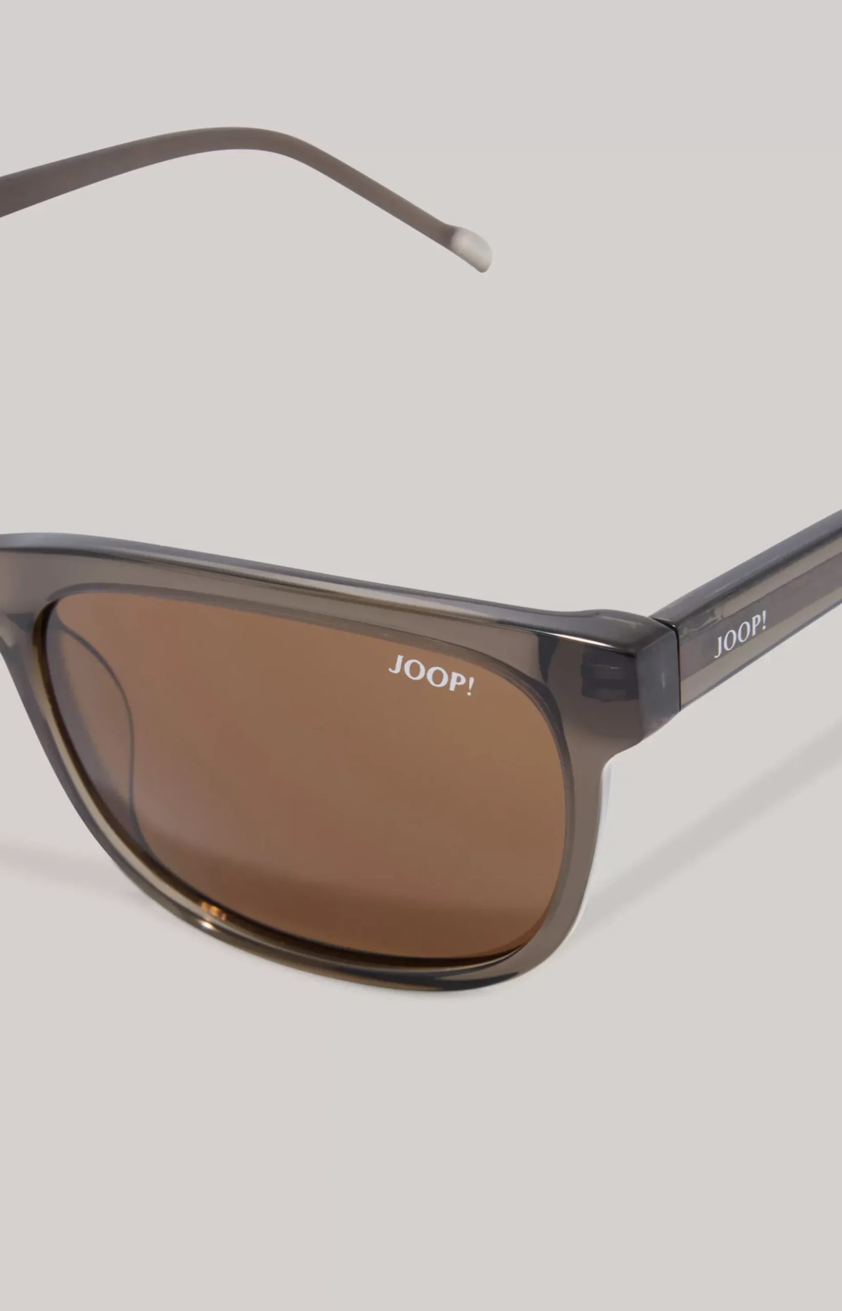 Grey/Brown Sunglasses
