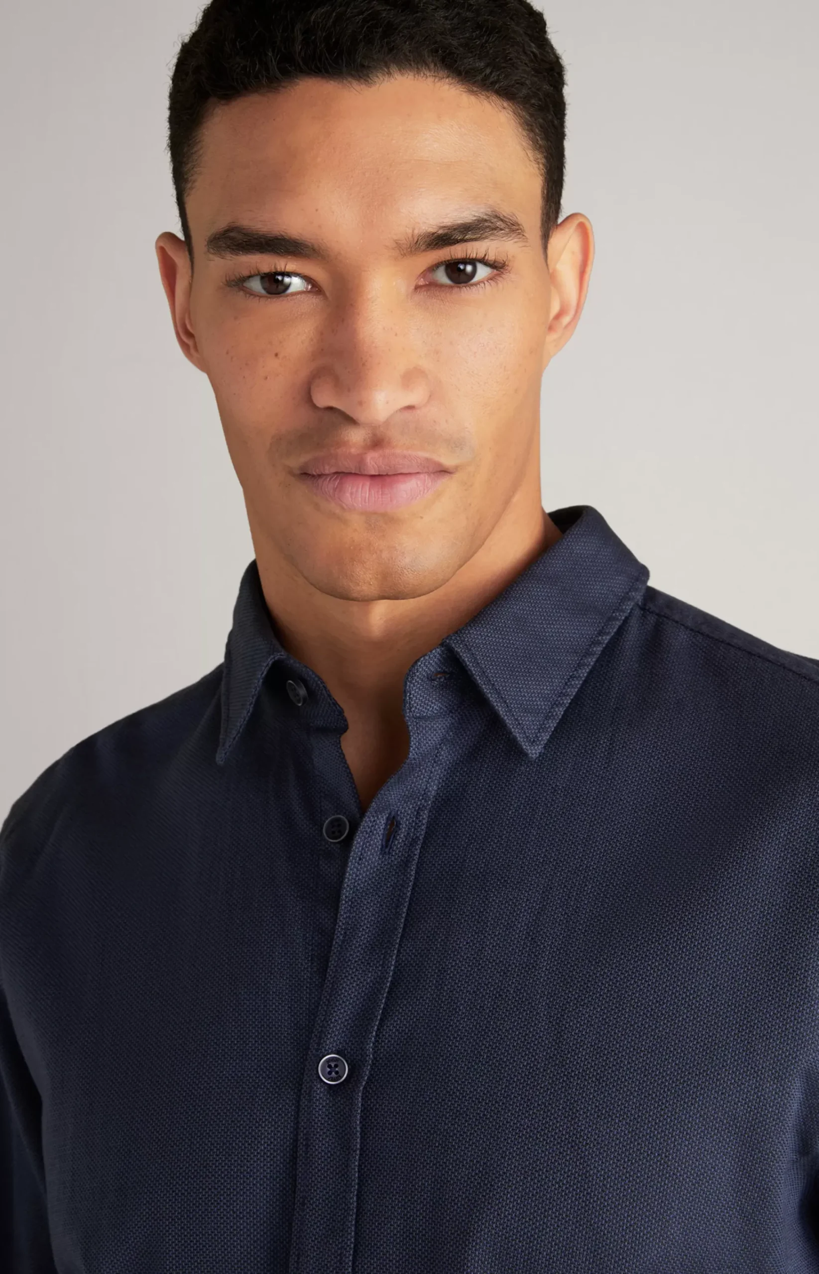 Hanson Cotton Shirt in Mottled Dark Blue