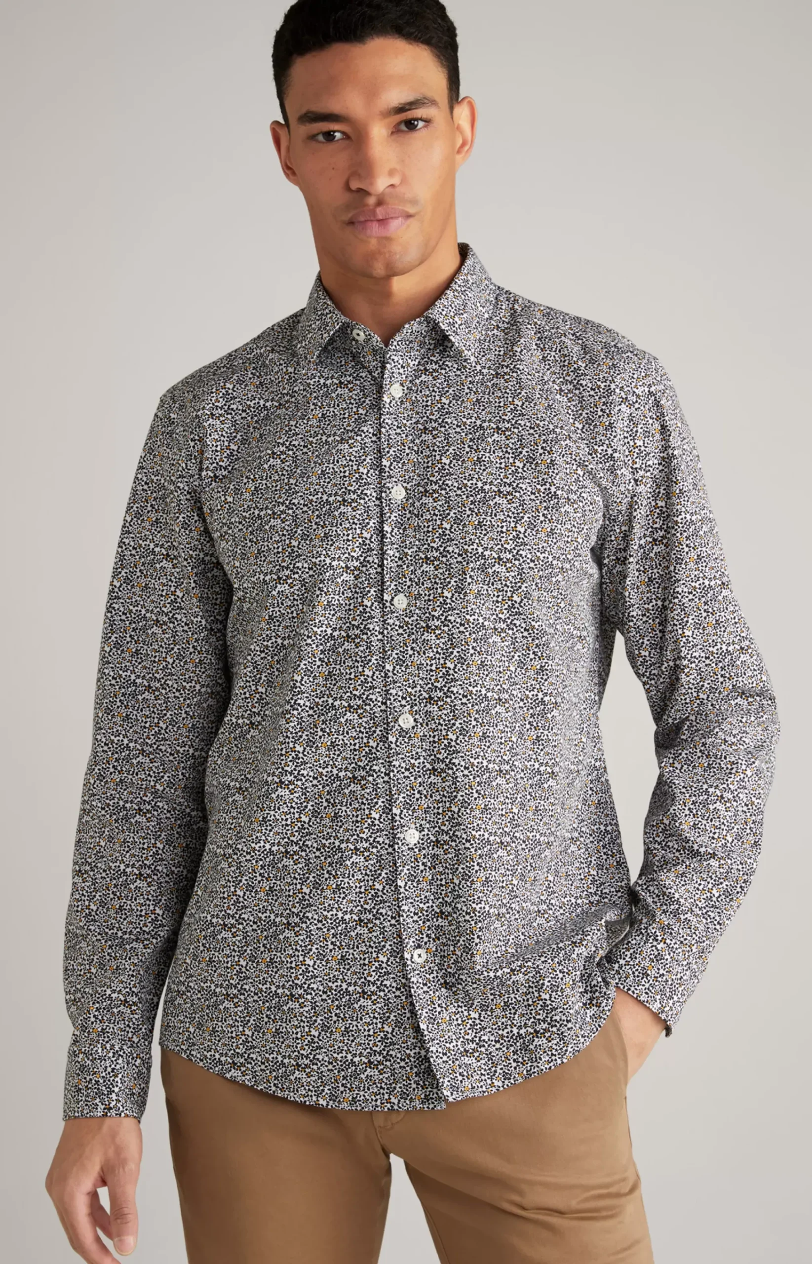 Hanson Cotton Shirt in Navy/White