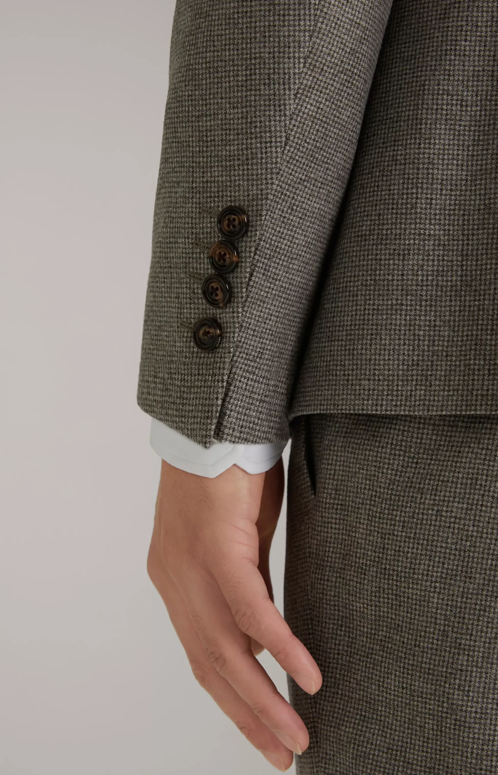 Haspar-Bloom Virgin Wool Suit in Light Beige/Light Grey