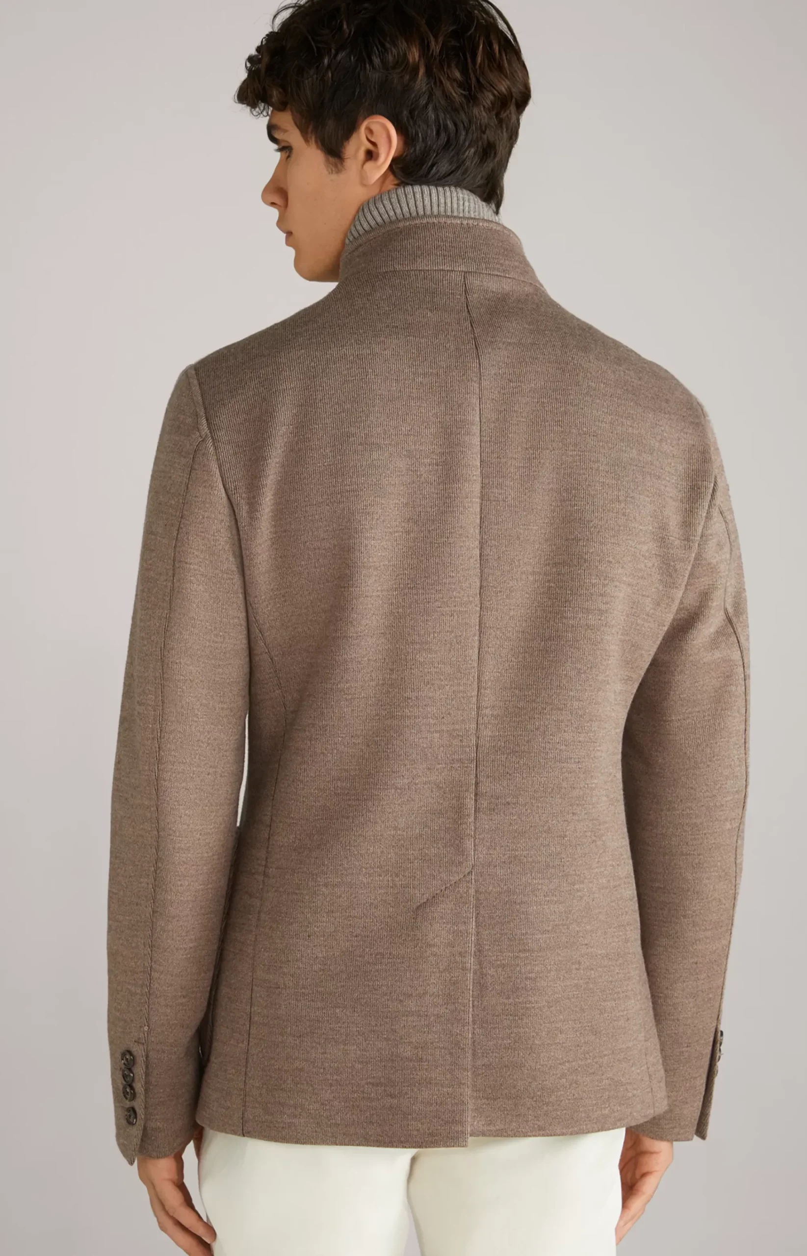 Hectar Jacket in Brown