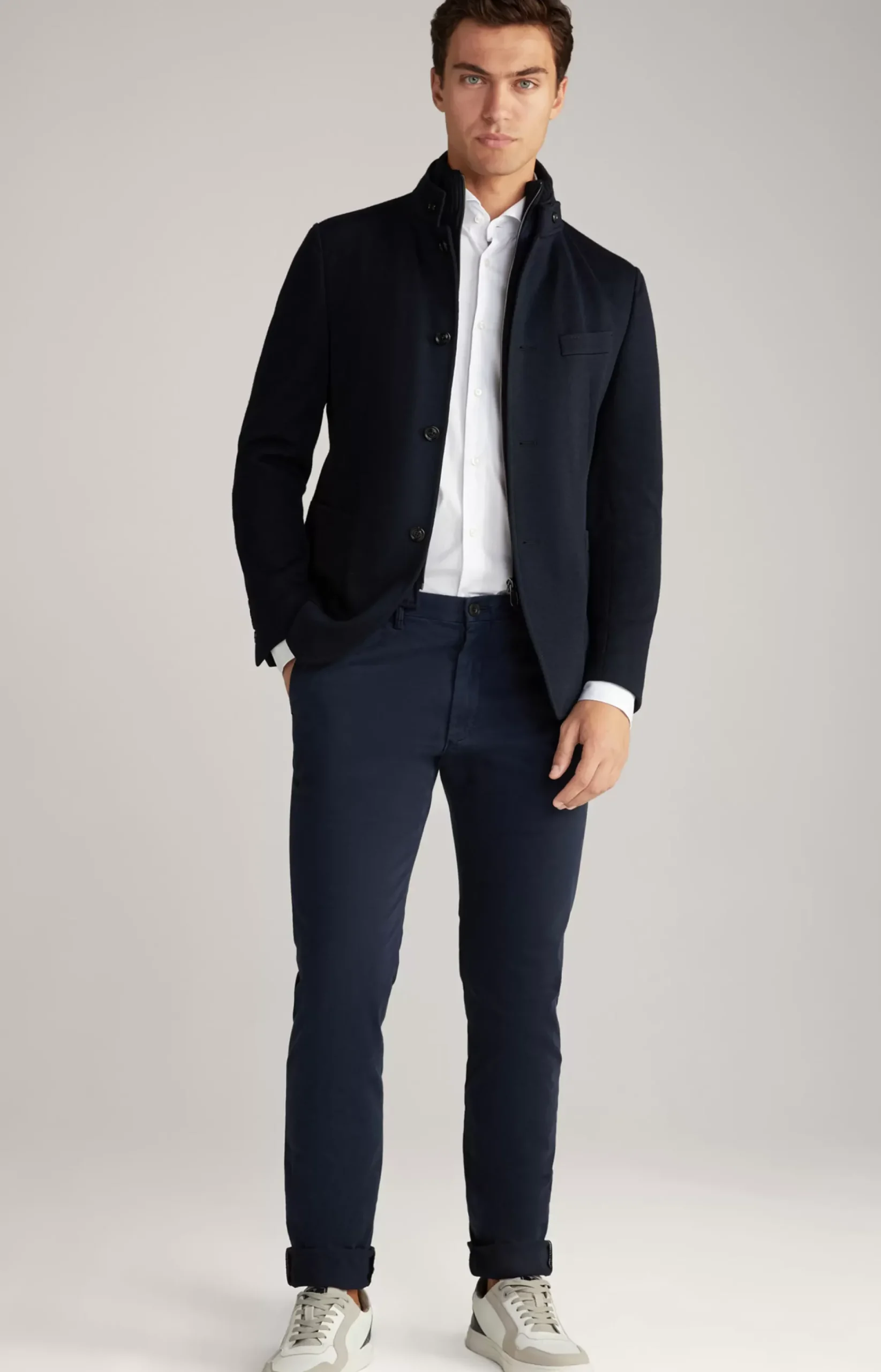 Hectar Jacket in Navy