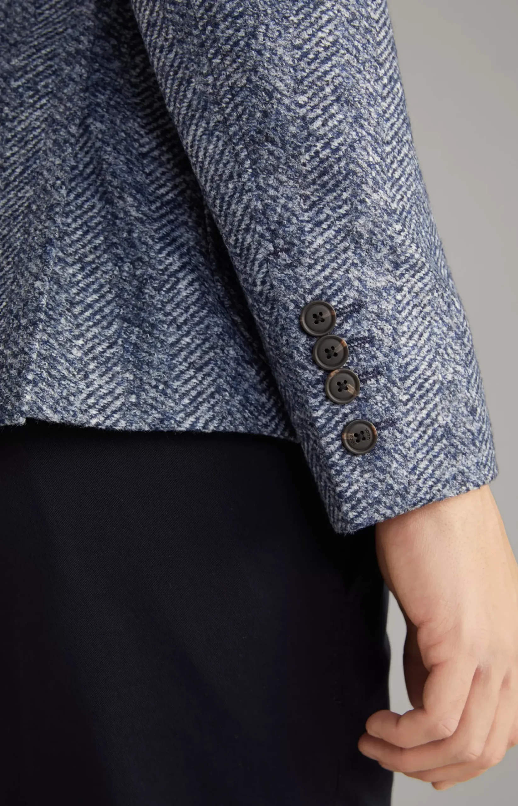Hecton Jacket in a Blue and White Pattern