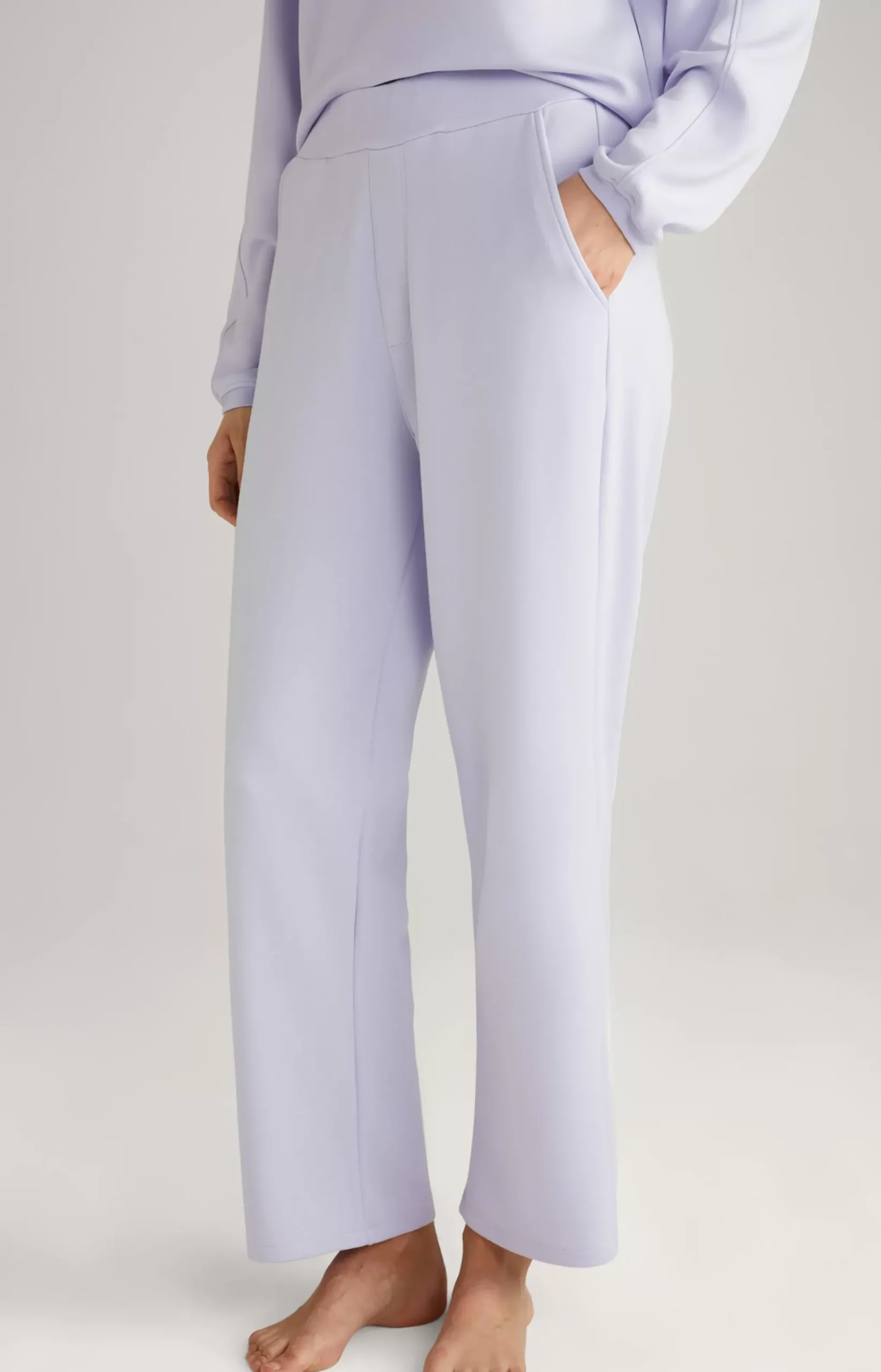 High-Waisted Loungewear Joggers in Lavender