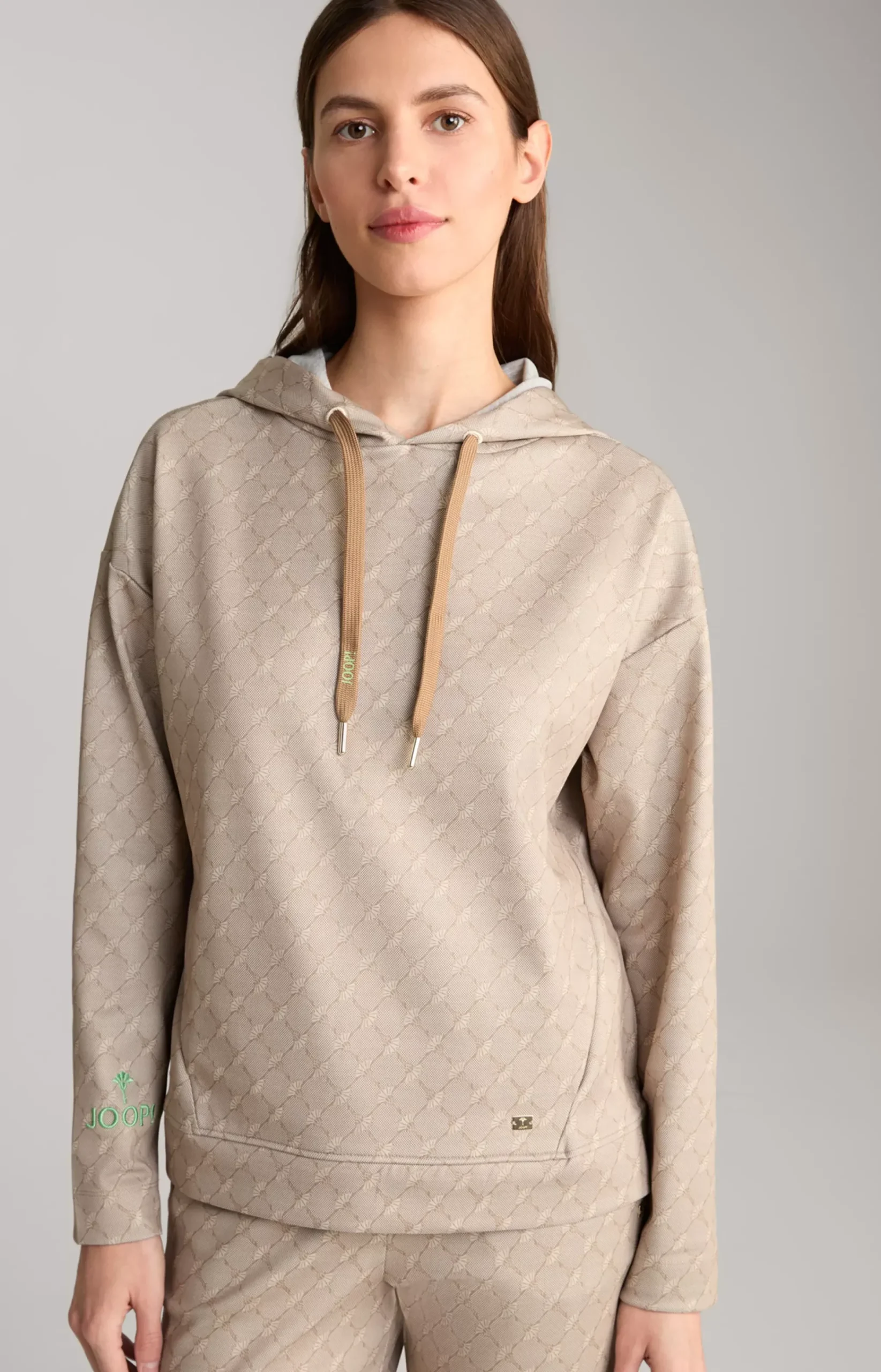 Hoodie in a Beige Pattern