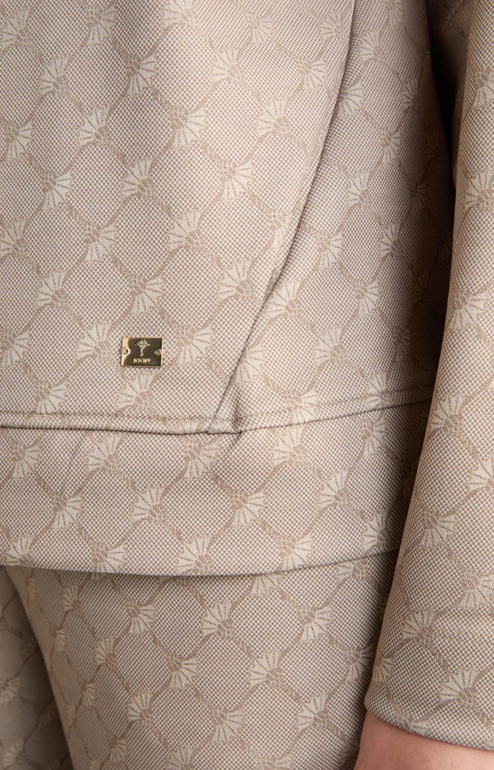 Hoodie in a Beige Pattern