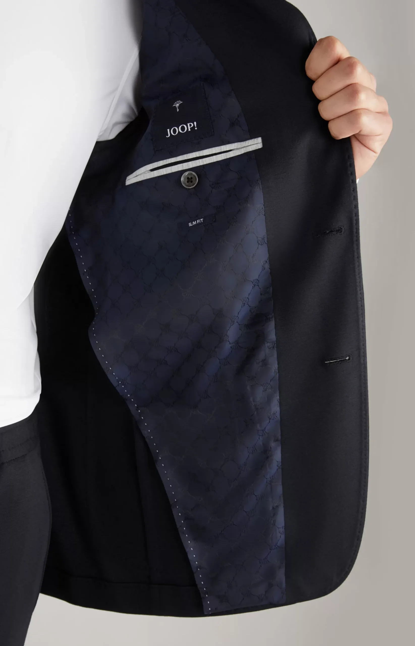 Hoverest Jersey Jacket in Navy
