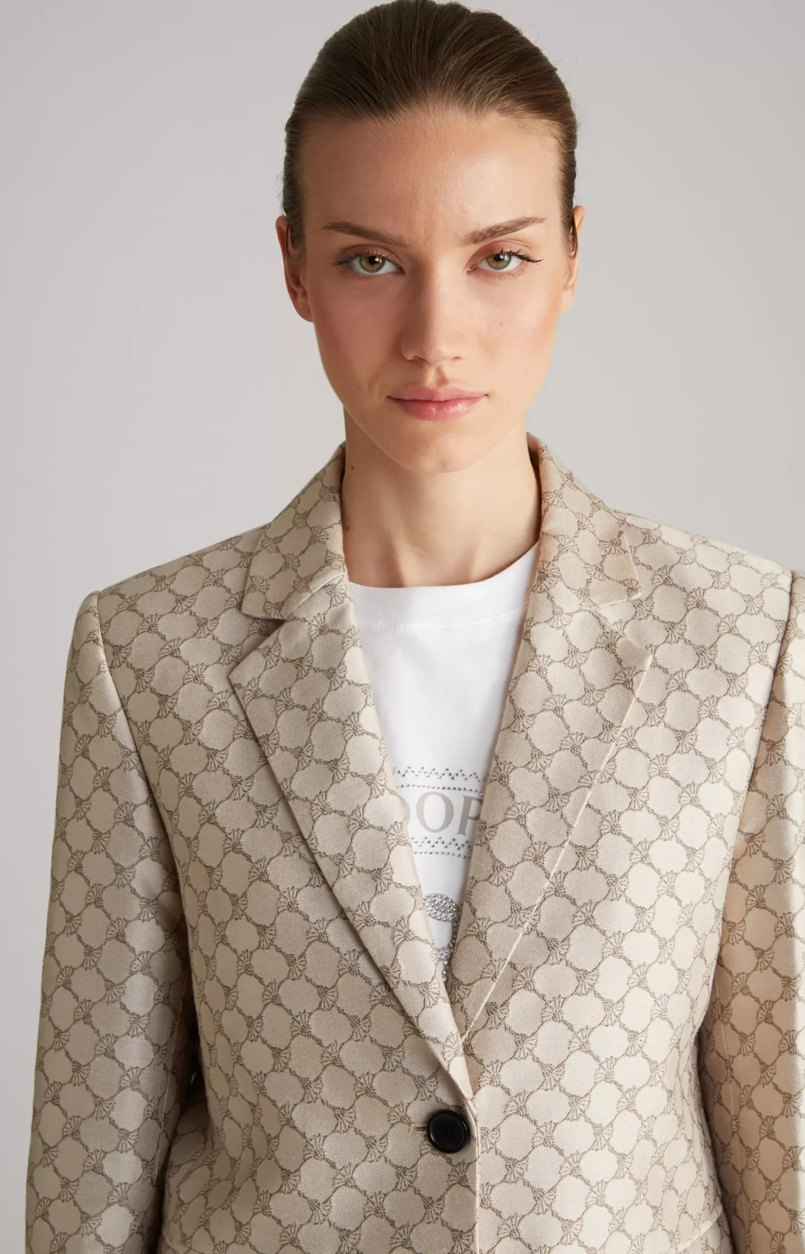 Jacquard Blazer in Beige Pattern