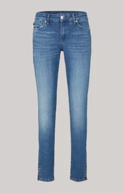 Jeans in a Denim Blue Washed Look