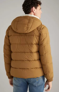 Jhonis Quilted Jacket in Brown