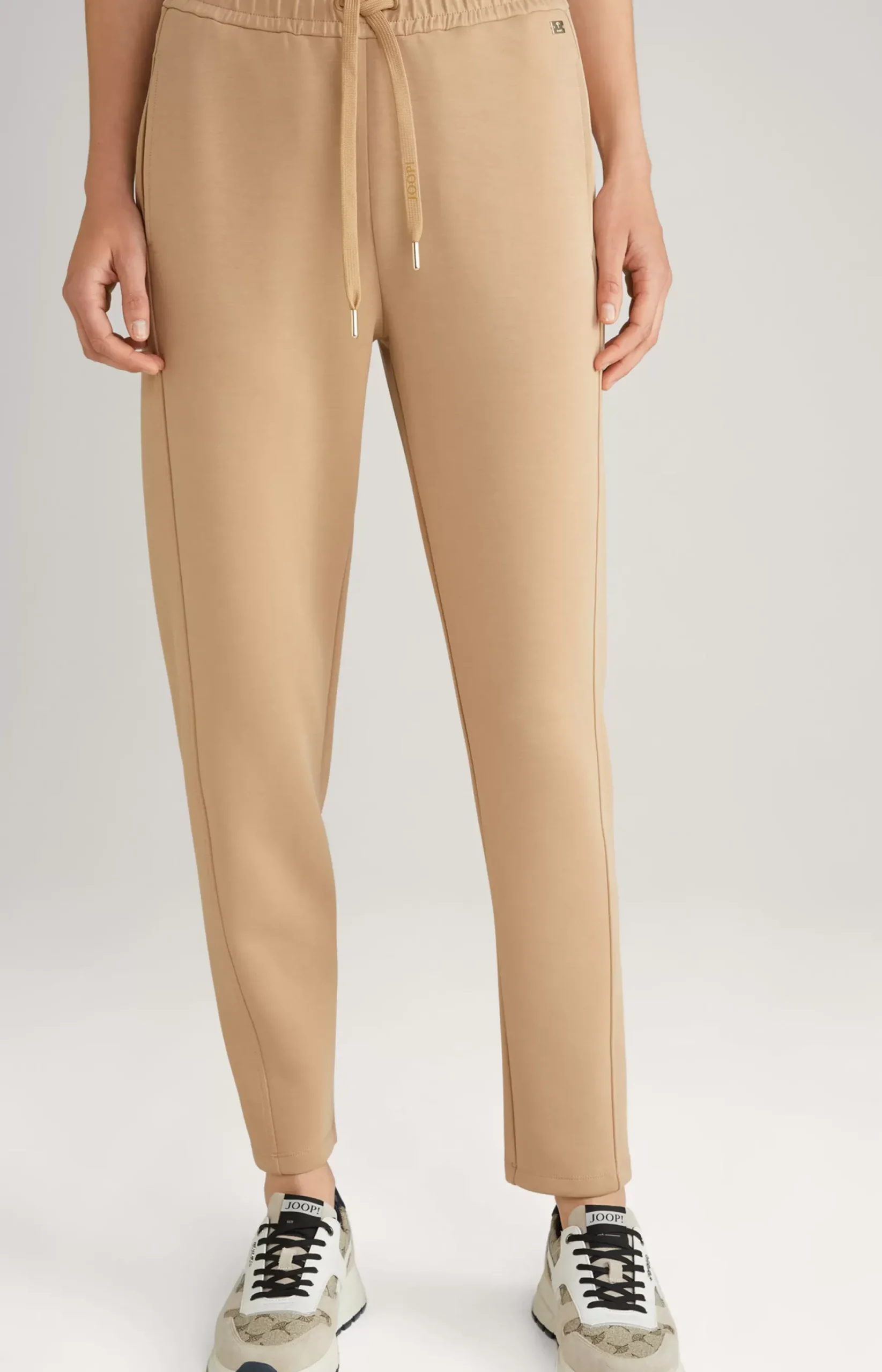 Jogging Pants in Beige