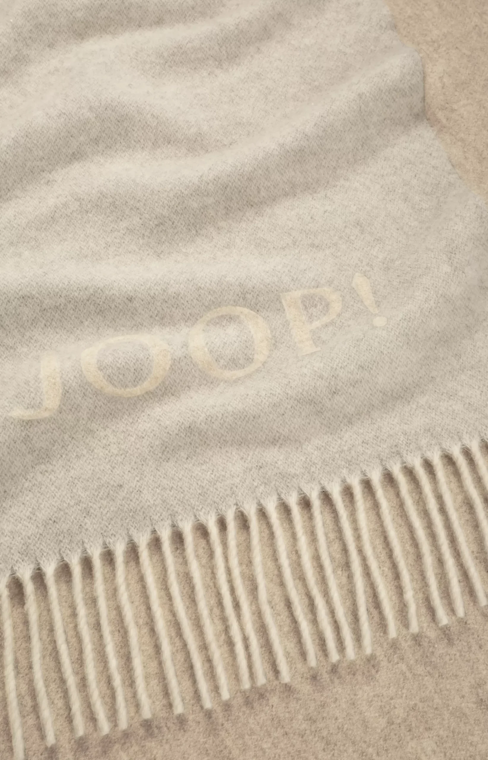 JOOP! FINE-DOUBLEFACE throw in cream/nature